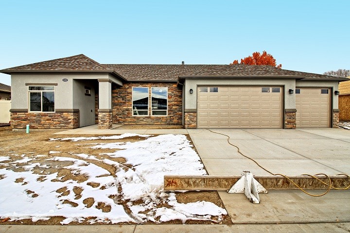 3152 Saddle Gulch Drive Property Photo 1