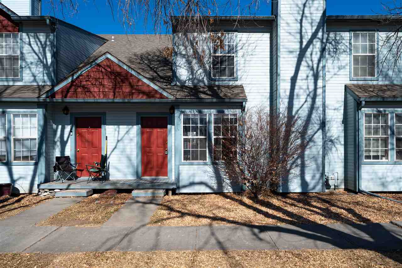 3271 W Willow Court Property Photo 1