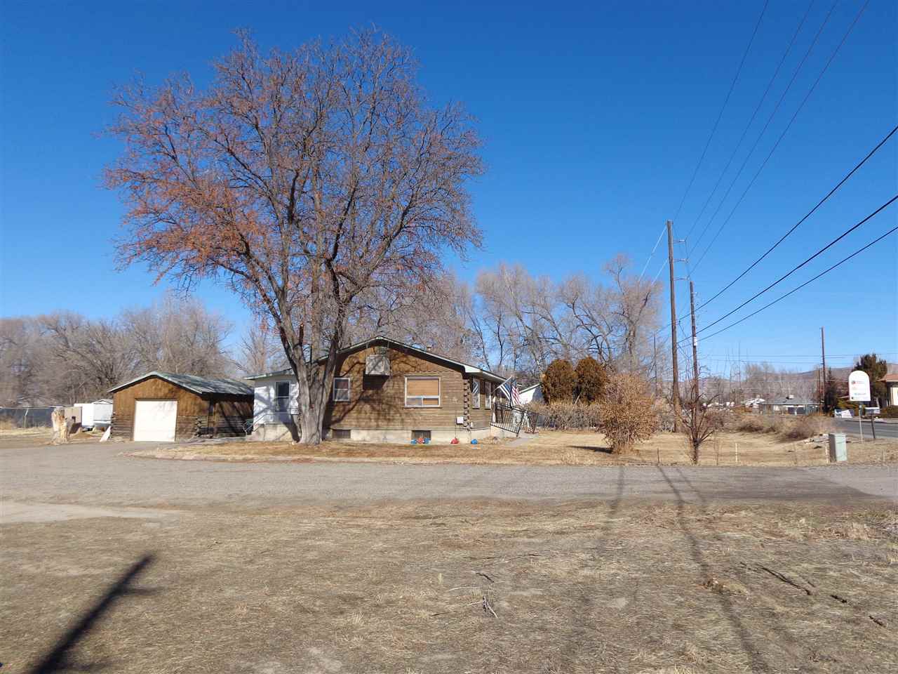 519 30 Road Property Photo 1