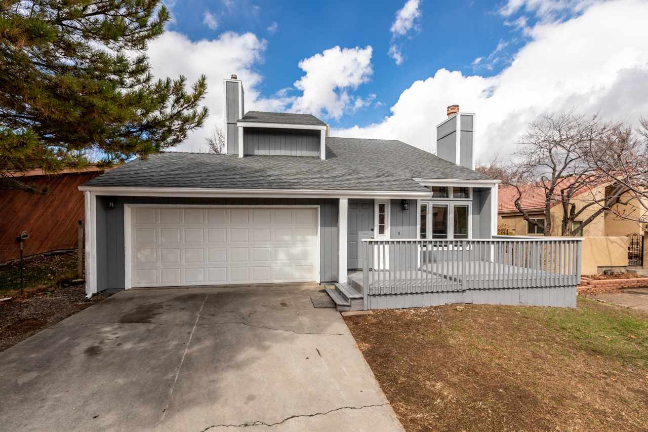 379 1/2 Ridge View Drive Property Photo 1