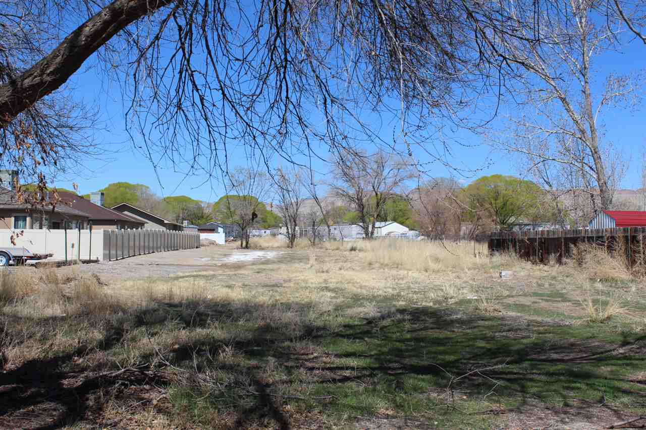 3140 E Road Property Photo 1