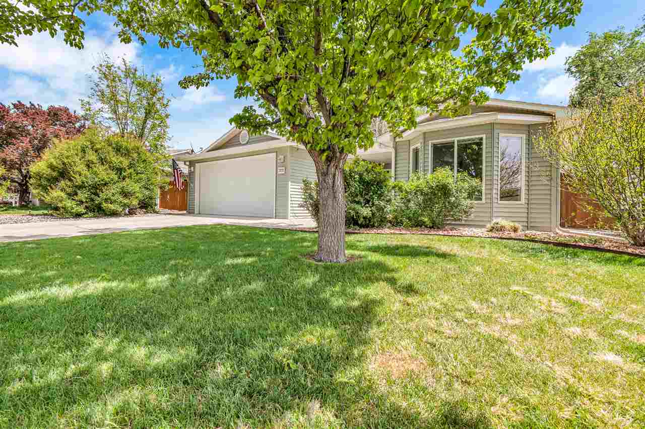 272 Park Street Property Photo 1
