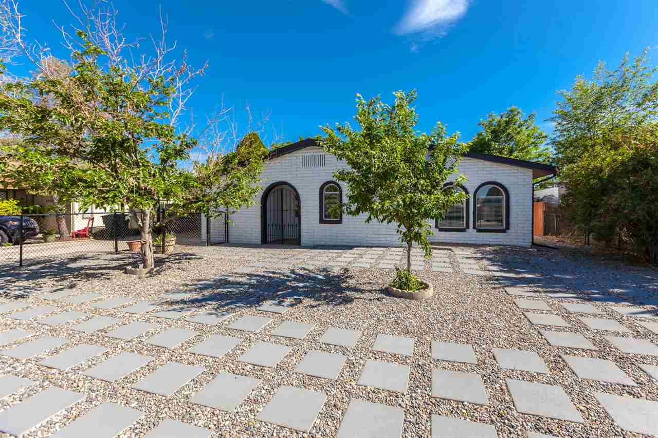 2425 Hill Avenue Property Photo 1