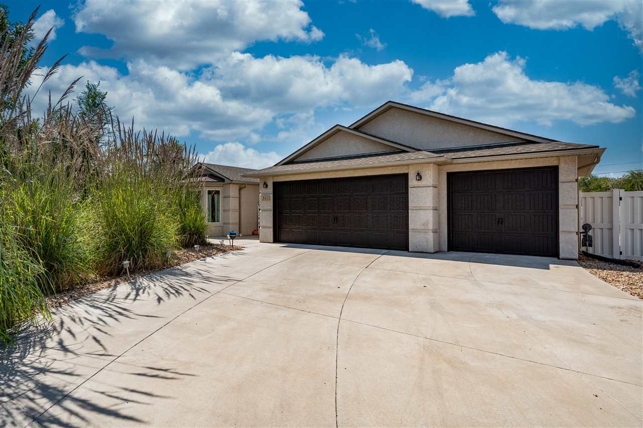 265 Silvertip Way Property Photo 1