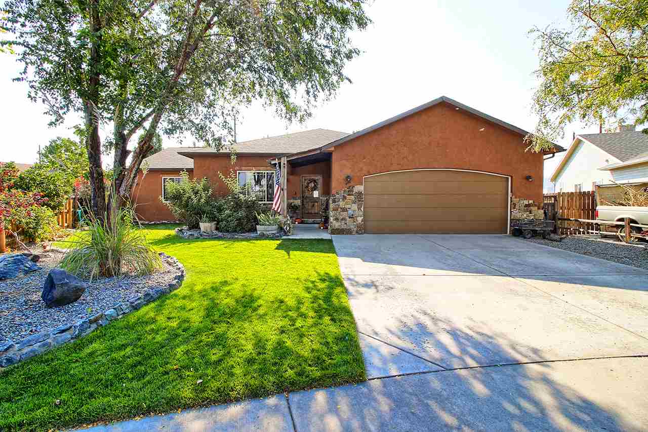 440 Tara Drive Property Photo 1