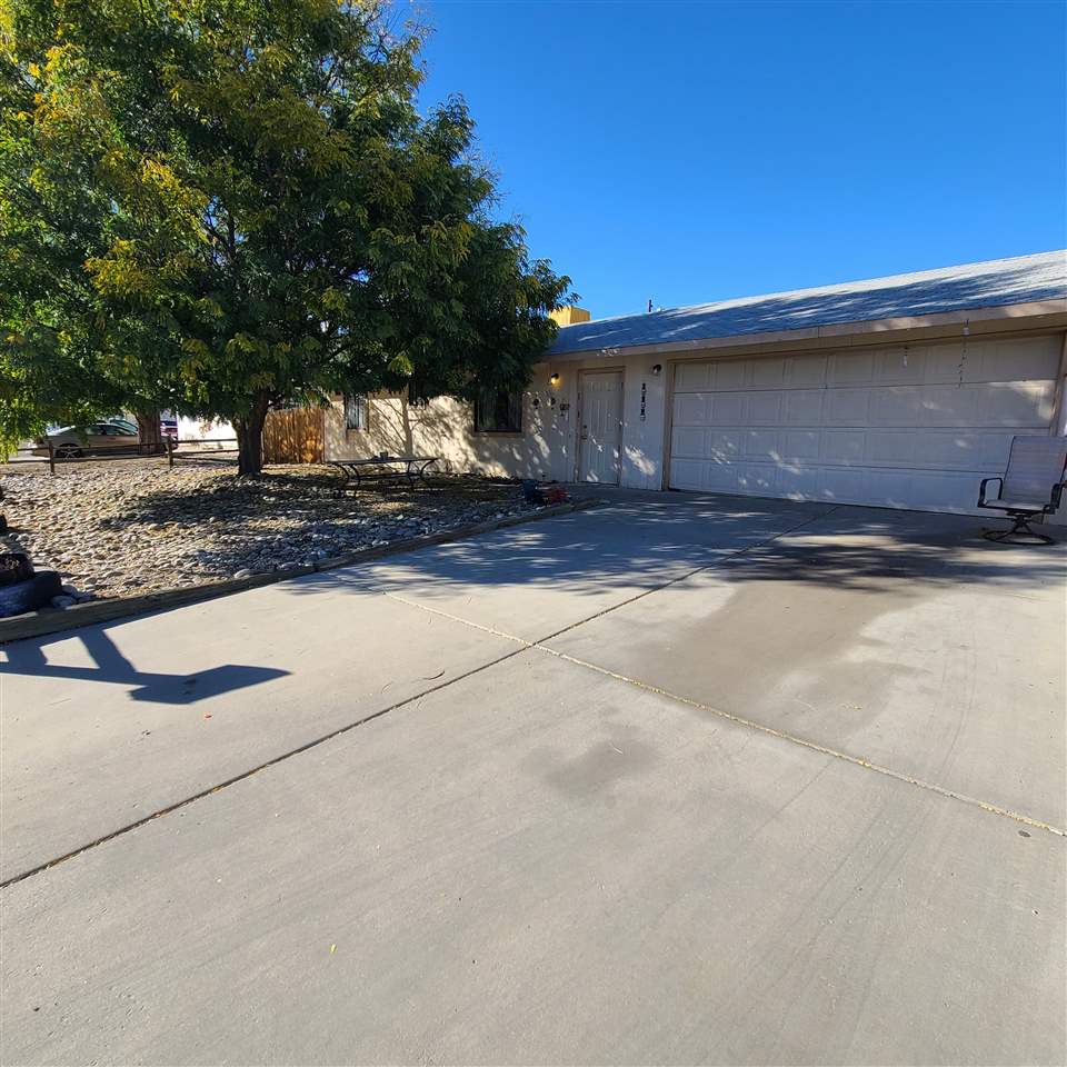3232 E Rood Circle Property Photo 1