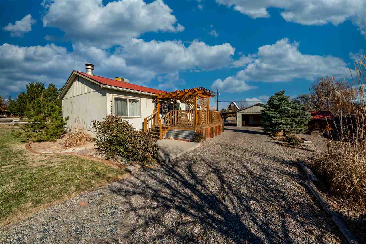614 28 3/4 Road Property Photo 1