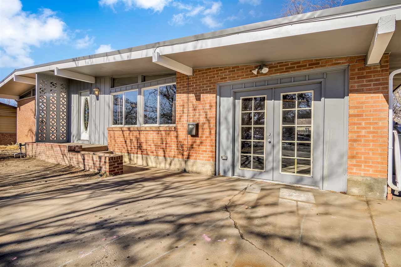 1708 Hall Avenue Property Photo 1