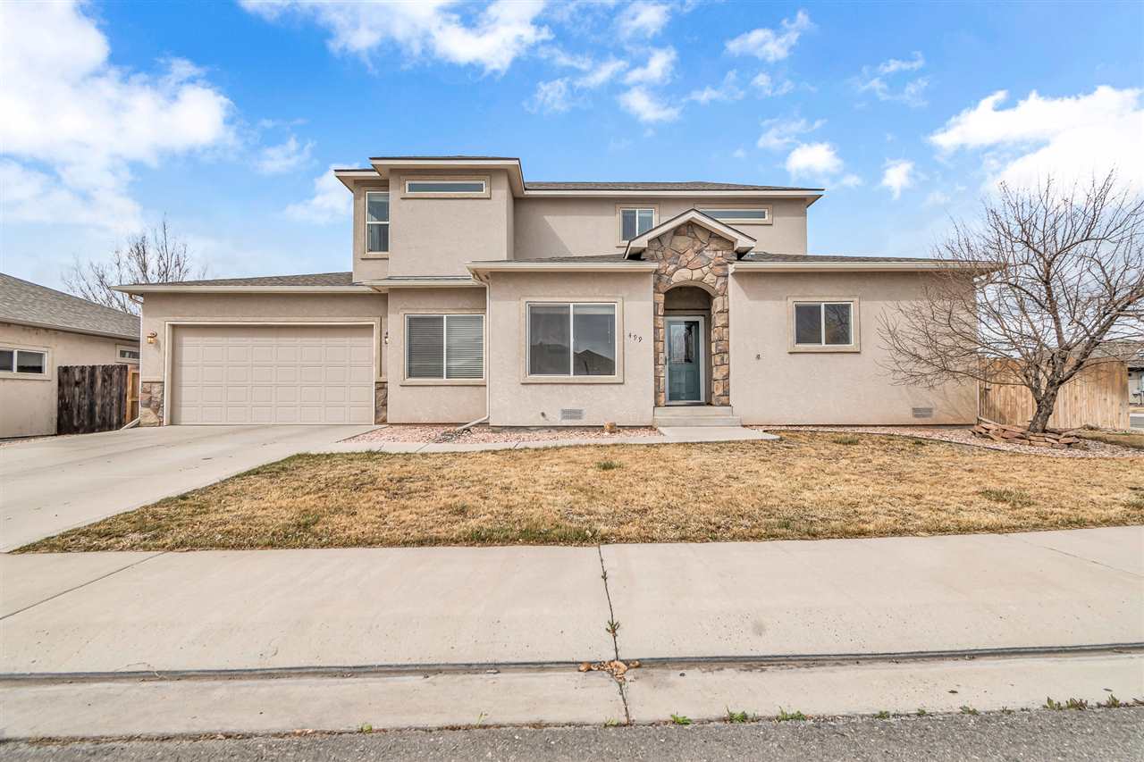 499 Chatfield Circle Property Photo 1