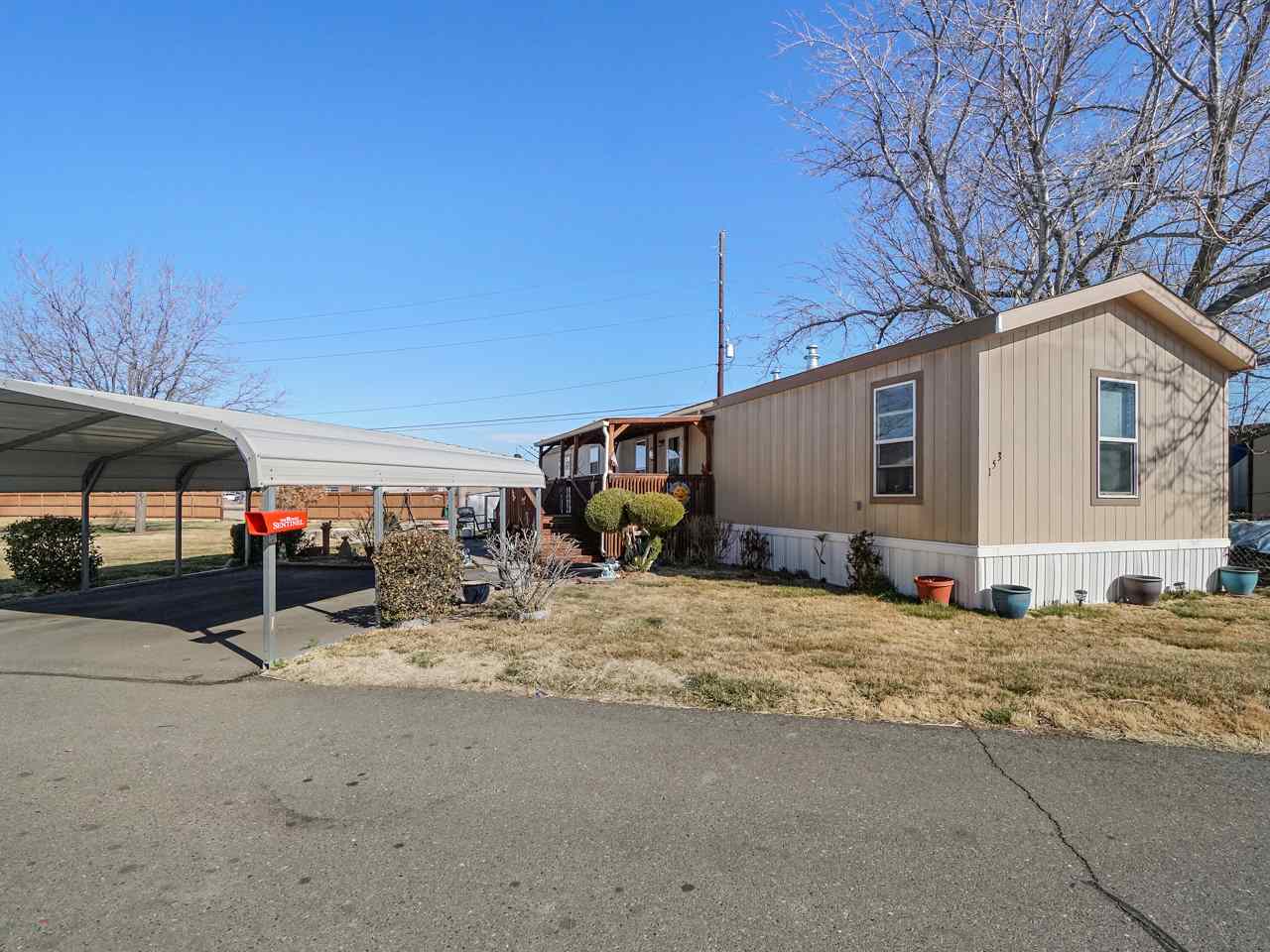 585 25 1/2 Road Property Photo 1