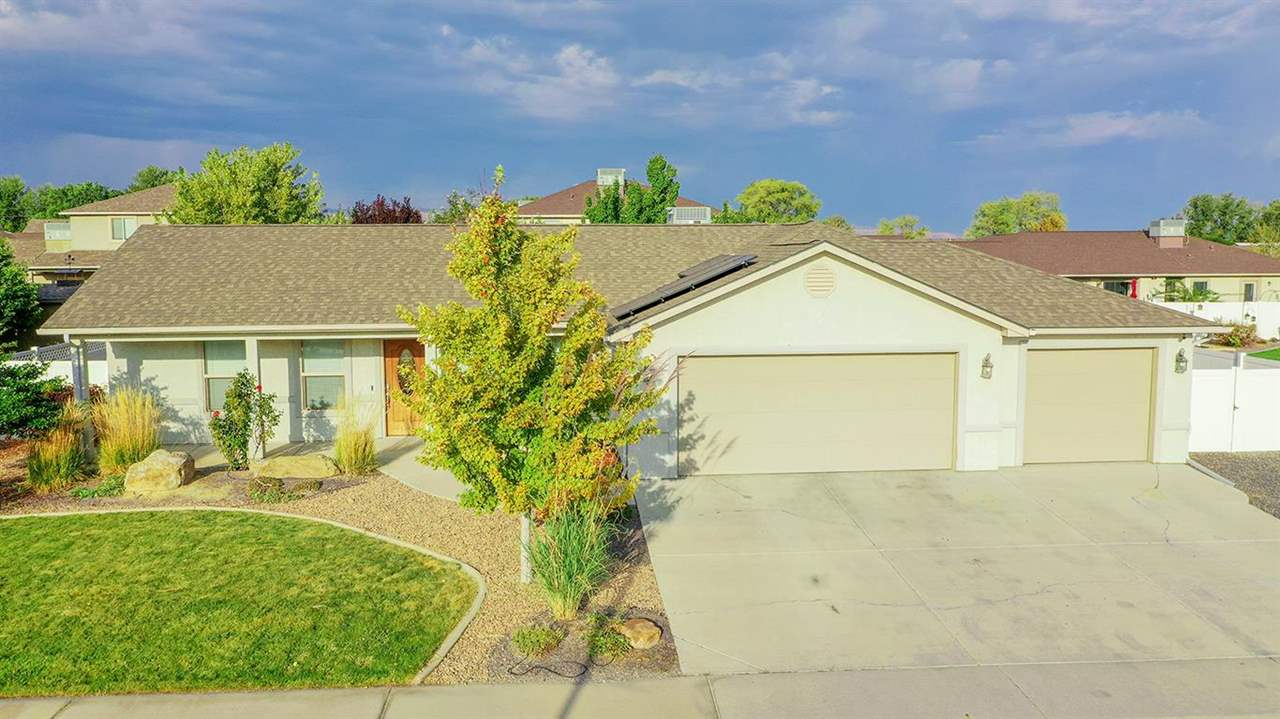 185 Sun Hawk Drive Property Photo 1