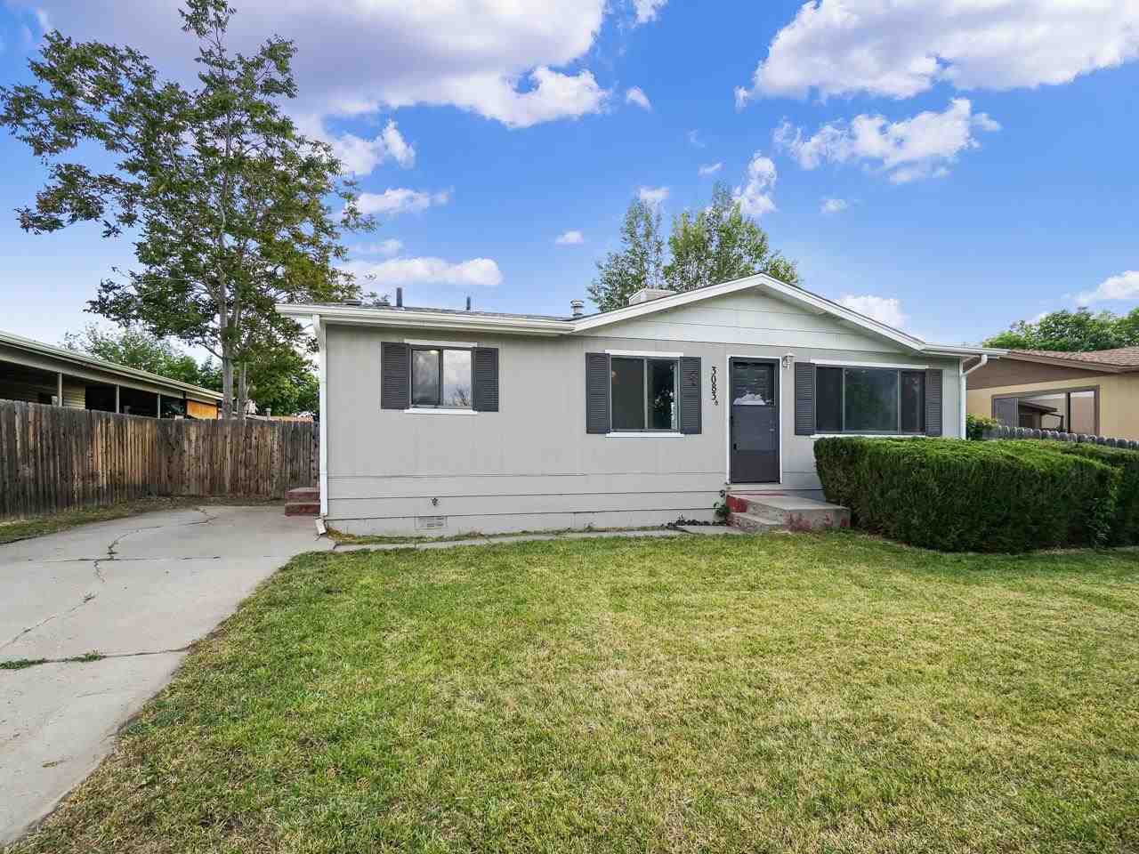 3083 1/2 Glade Court Property Photo 1