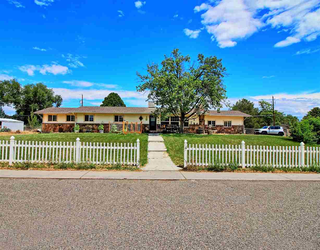2274 Tiffany Drive Property Photo 1