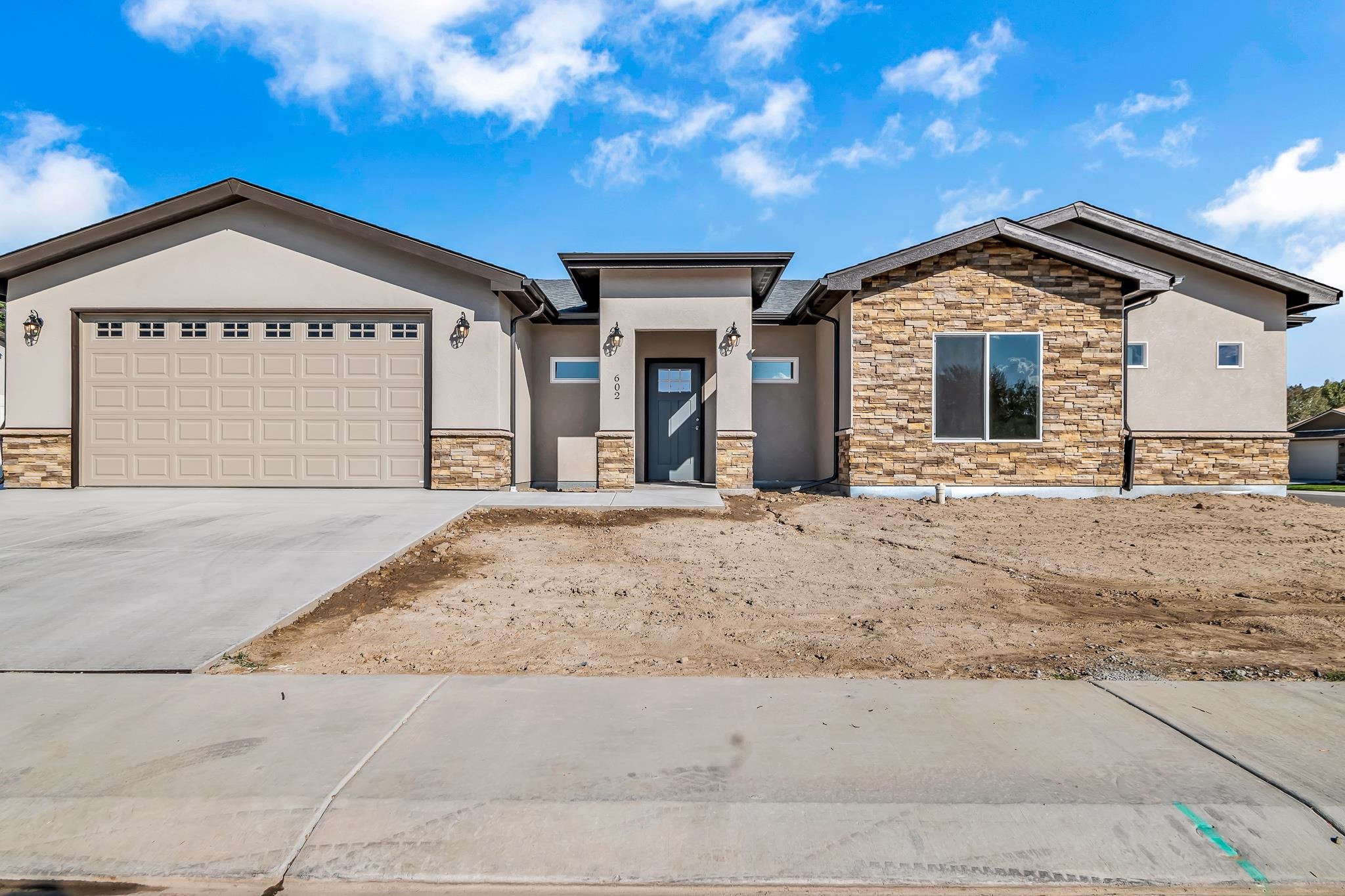 602 Devin Court Property Photo 1