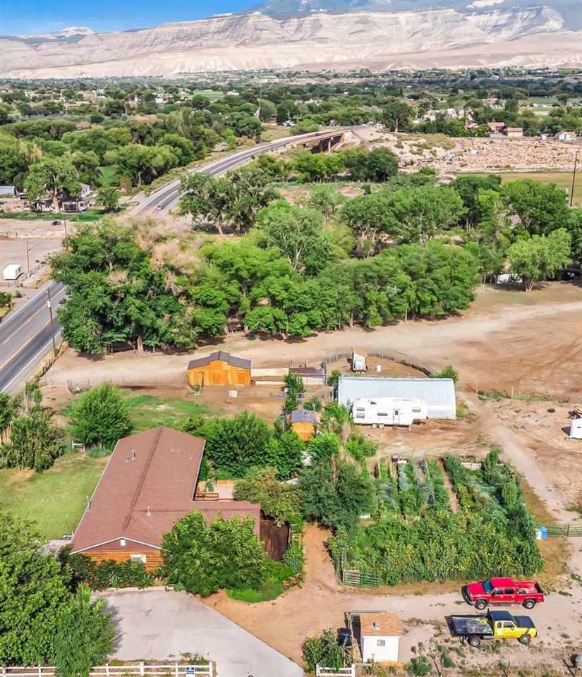 3301 F Road Property Photo 1