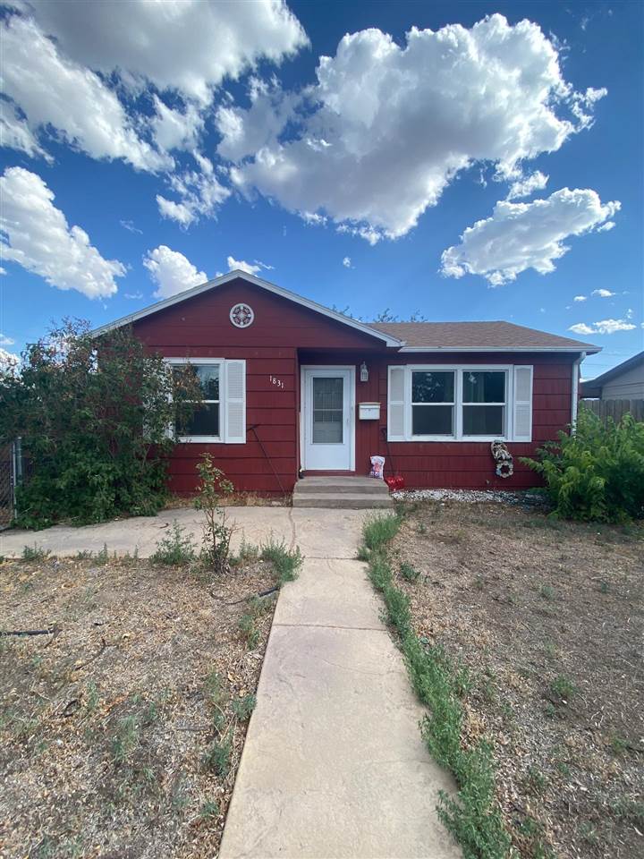 1831 Elm Avenue Property Photo 1