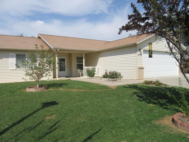 2996 Summerbrook Drive Property Photo 1