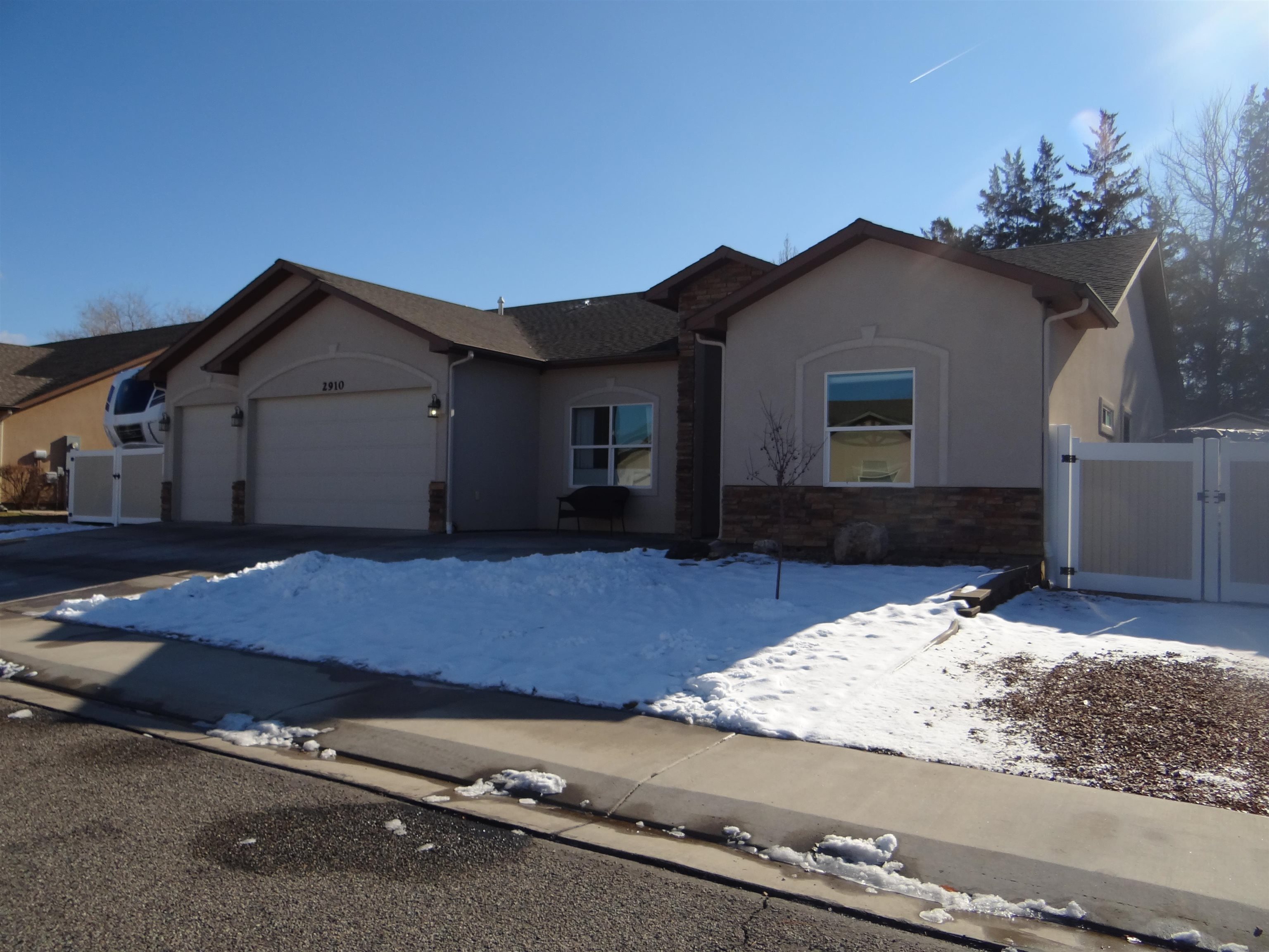 2910 Cinder Drive Property Photo 1