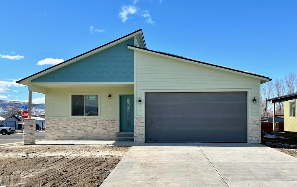1101 Kiefer Avenue Property Photo 1
