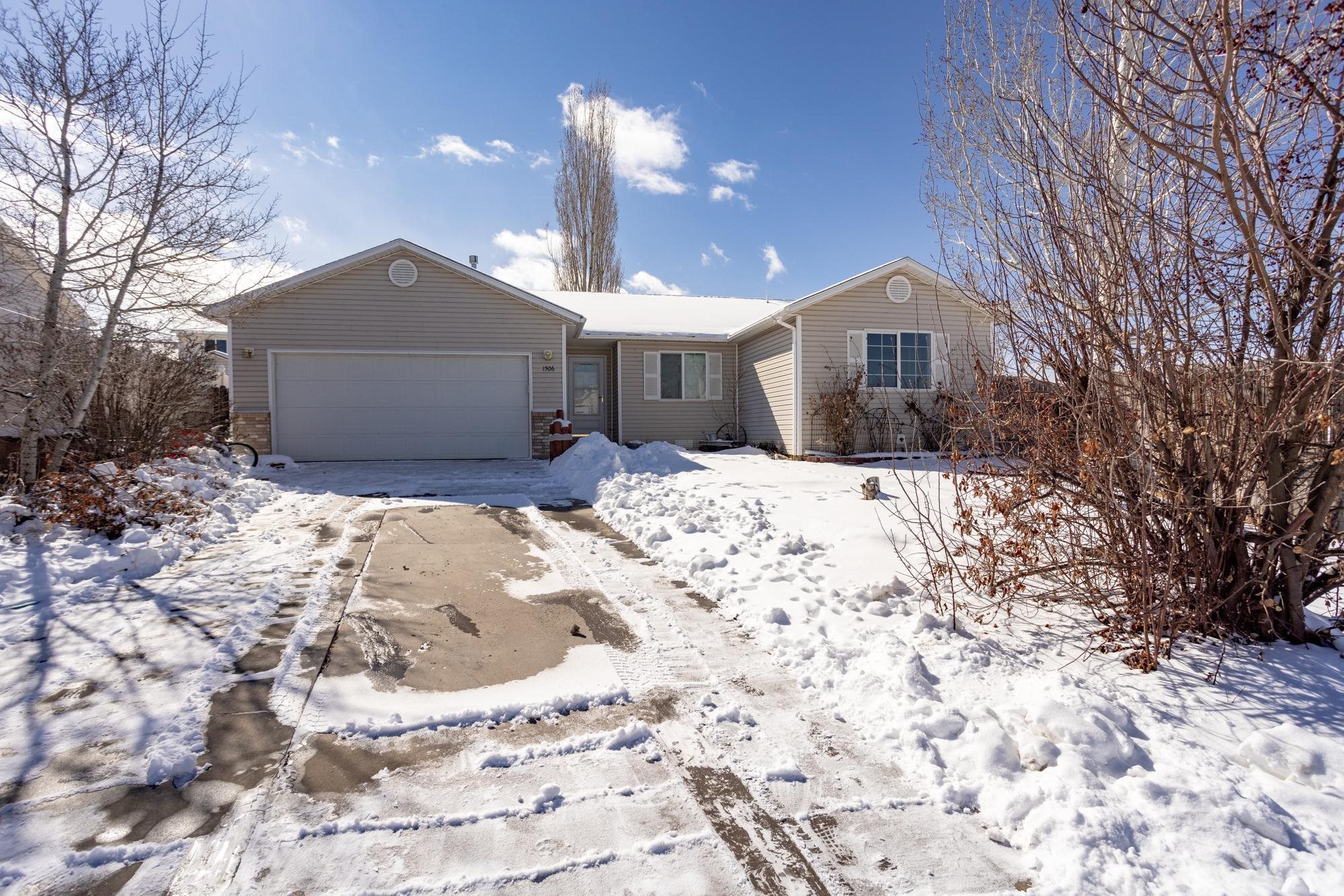 1506 Lower Pasture Road Property Photo 1
