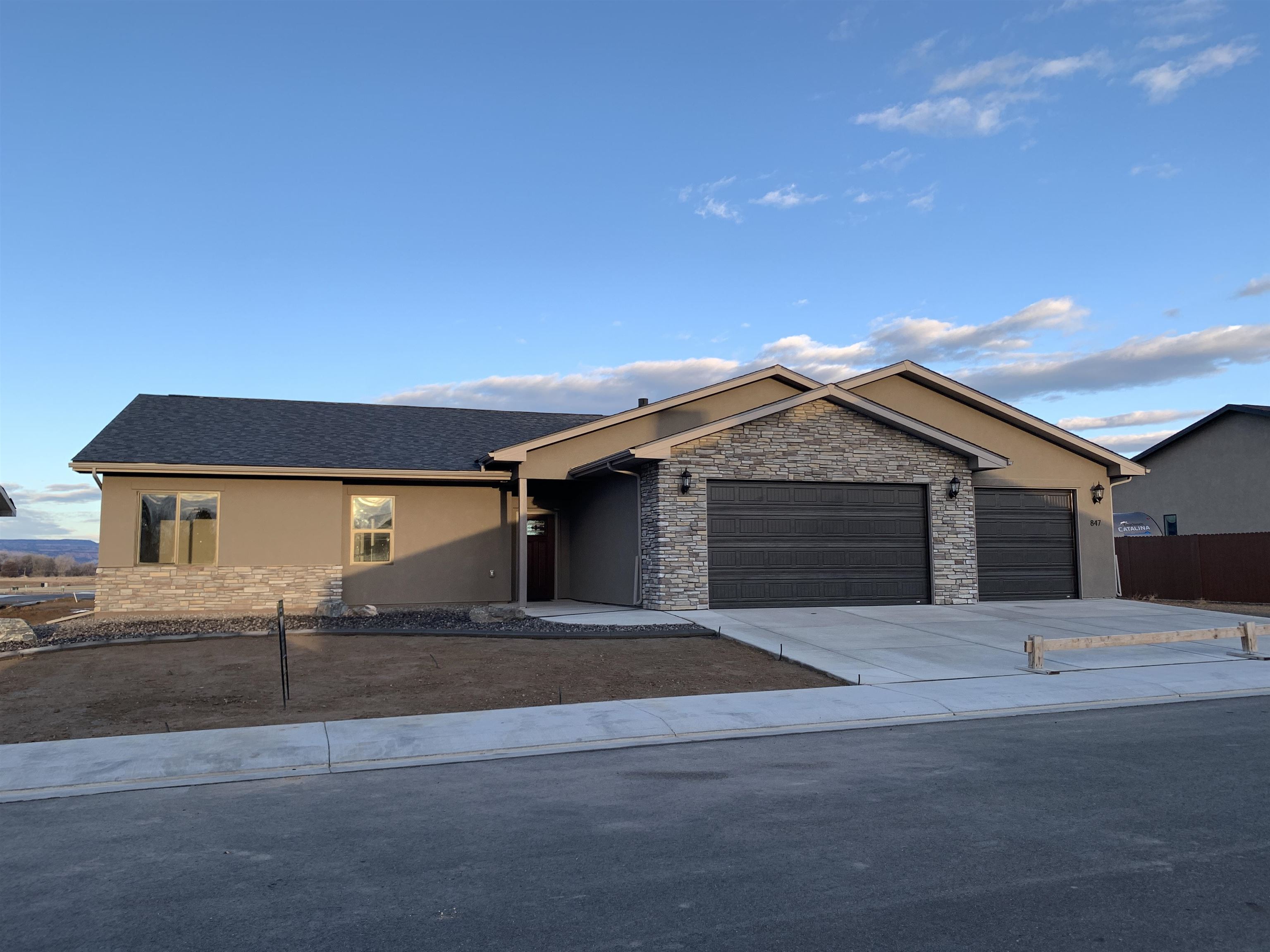 847 Fire Agate Lane Property Photo 1