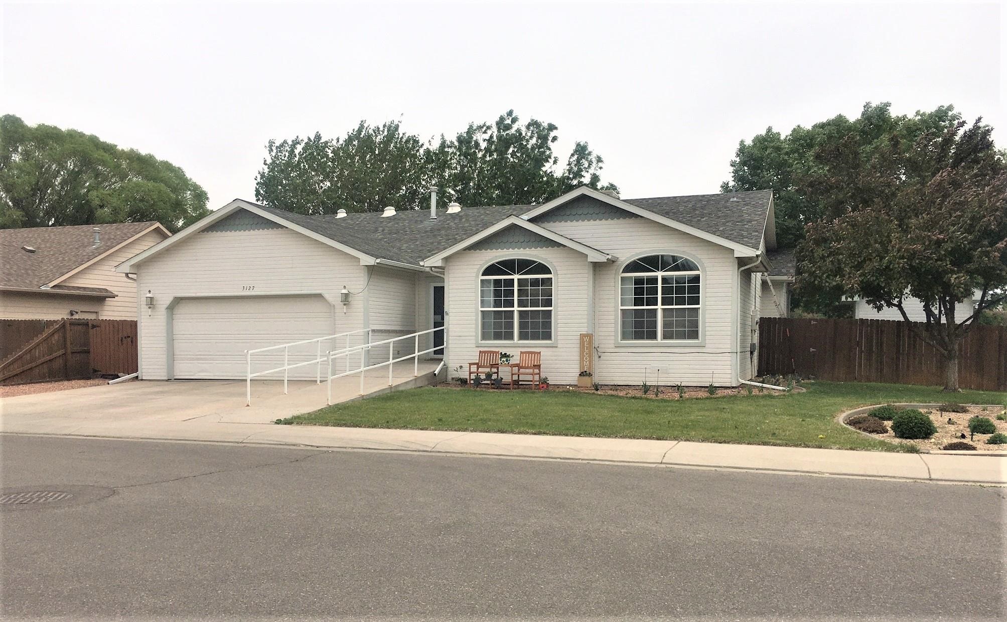 3127 Devin Drive Property Photo 1
