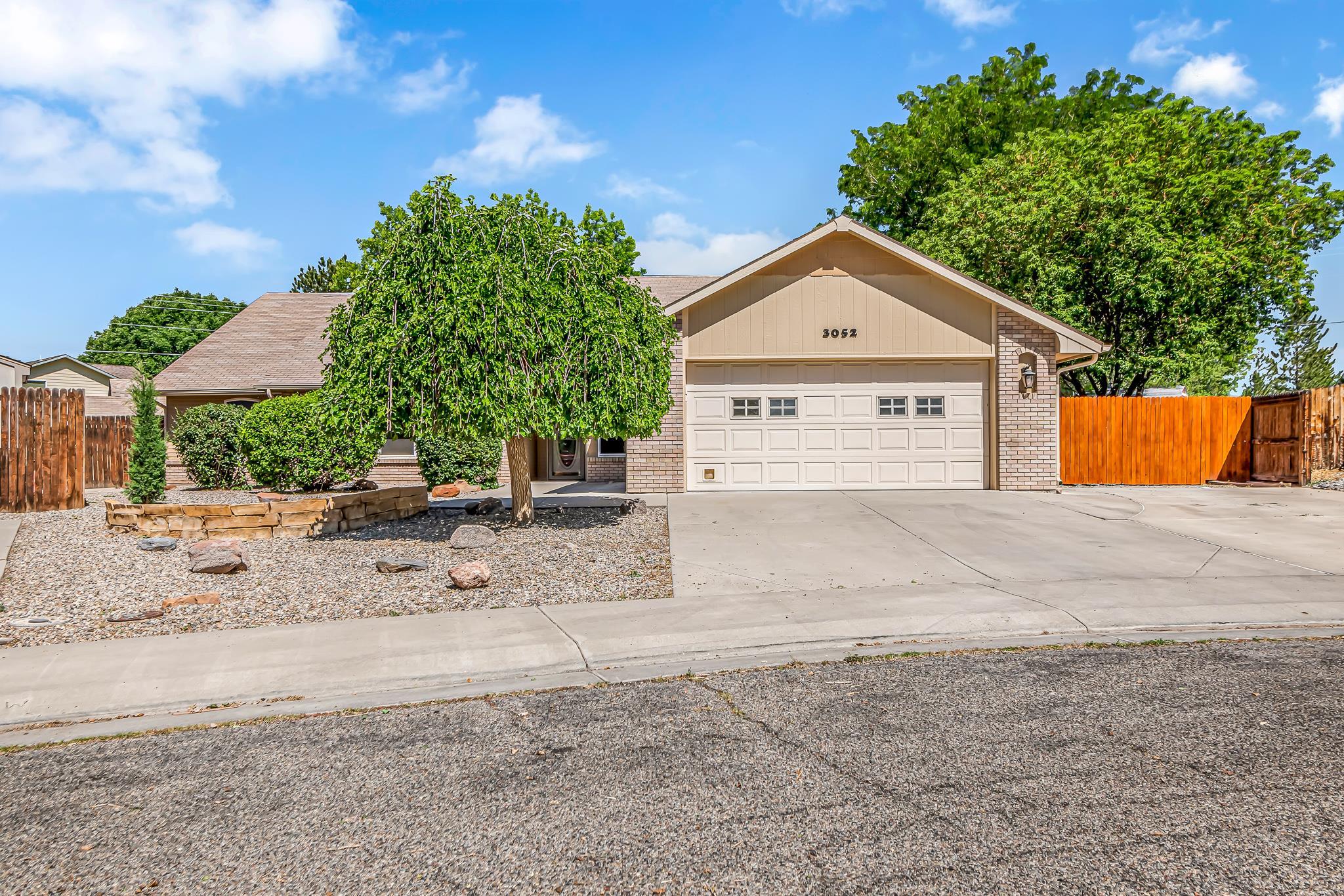 3052 Avalon Court Property Photo 1