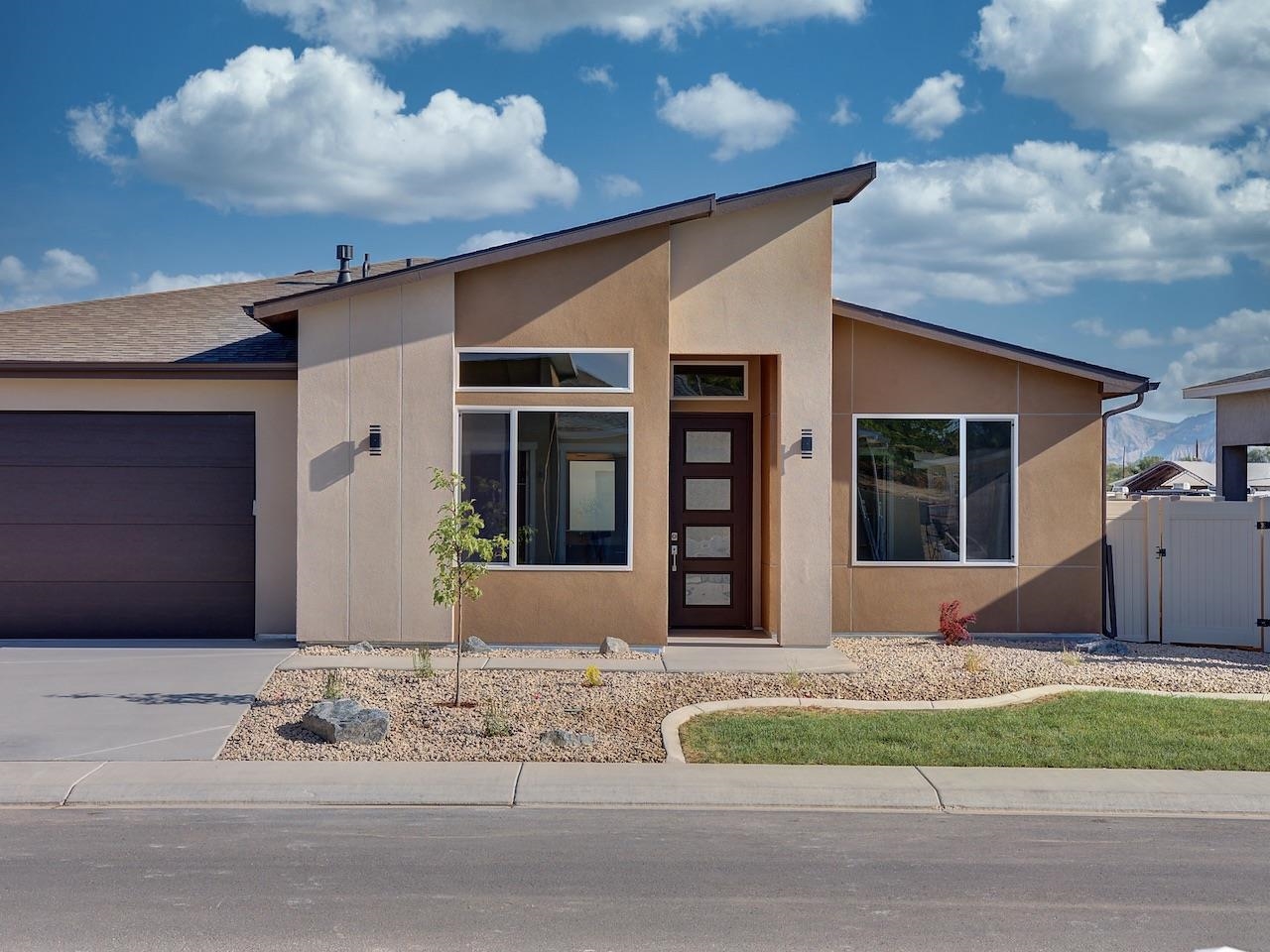 2738 Eclipse Avenue Property Photo 1