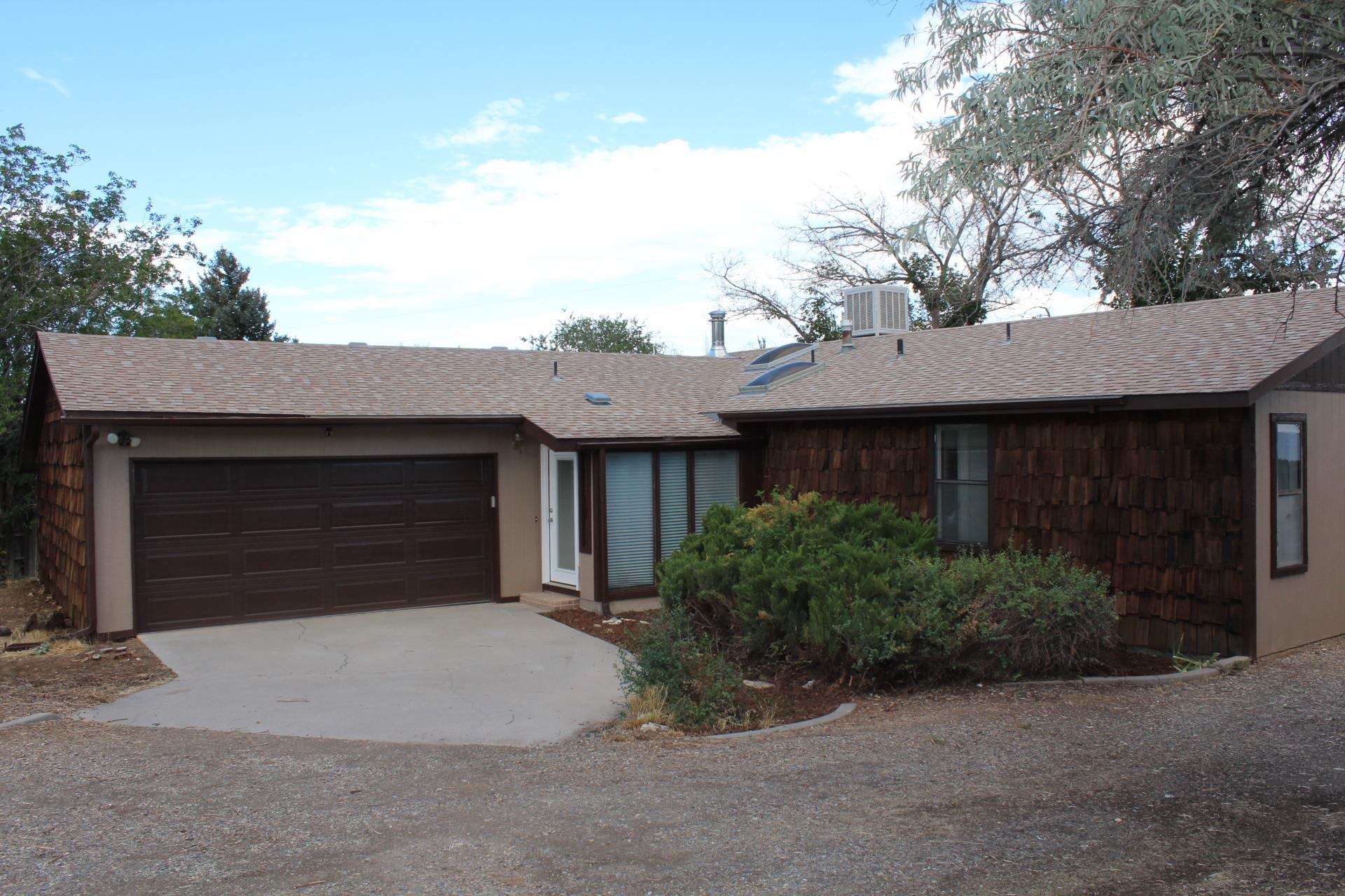 140 Larry Drive Property Photo 1