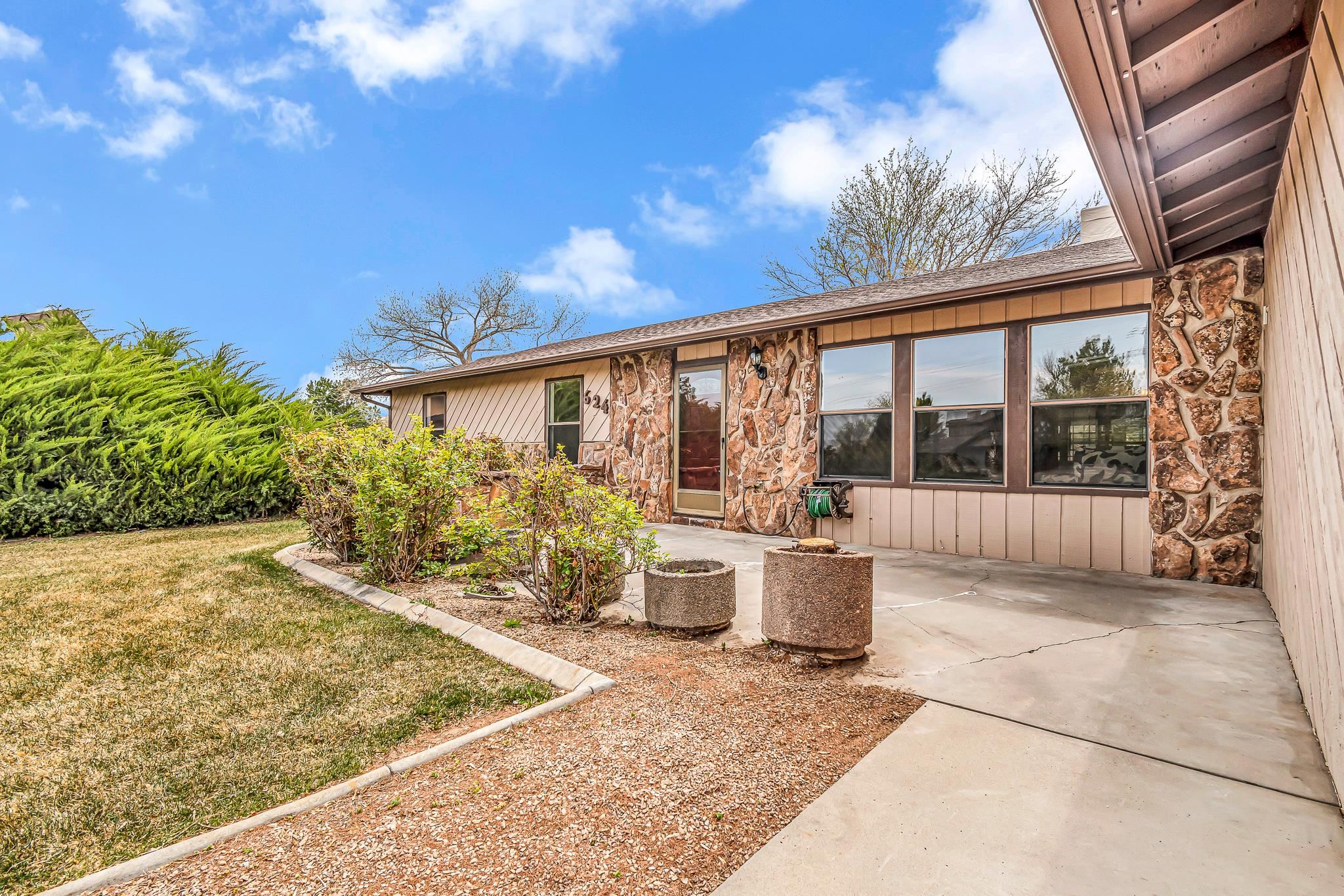 624 Rushmore Drive Property Photo 1