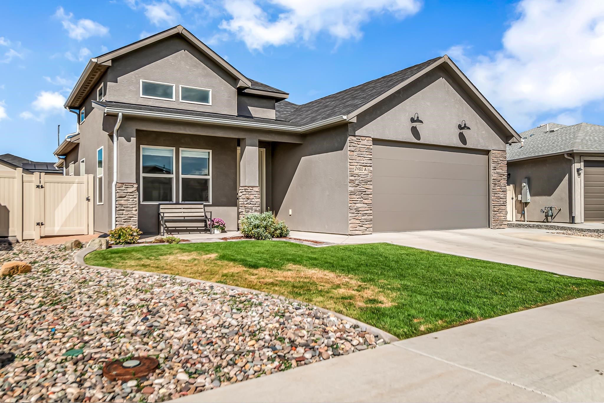 2480 Kerk Avenue Property Photo 1