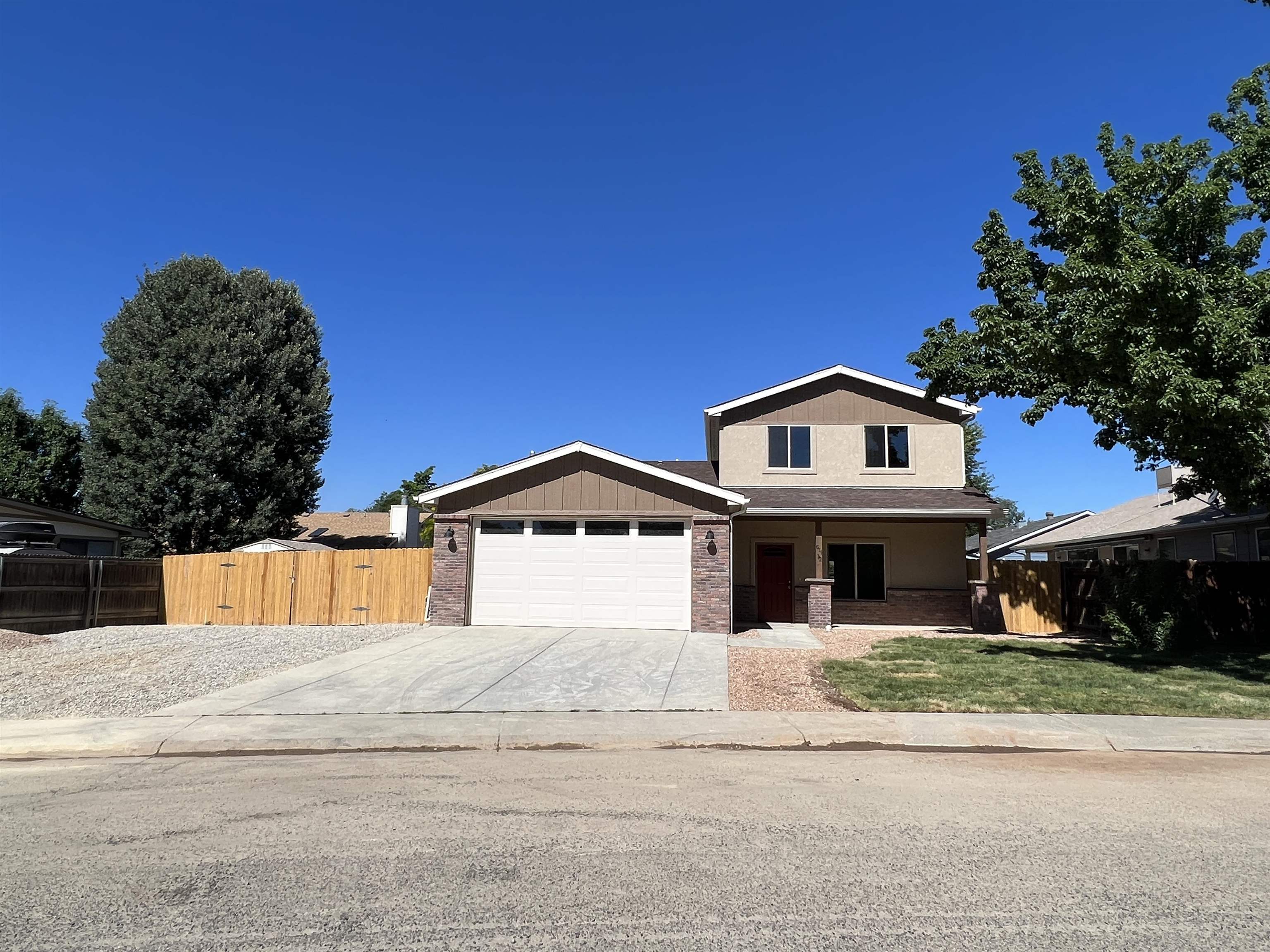 611 1/2 Wagon Way Property Photo 1