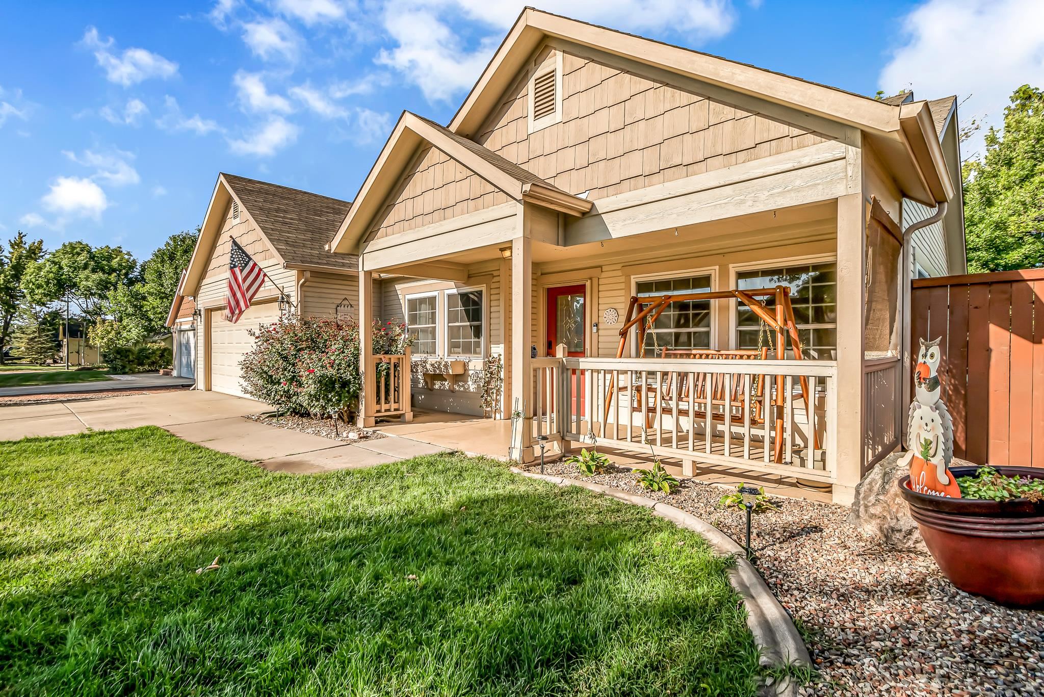 613 1/2 Cottage Meadows Court Property Photo 1