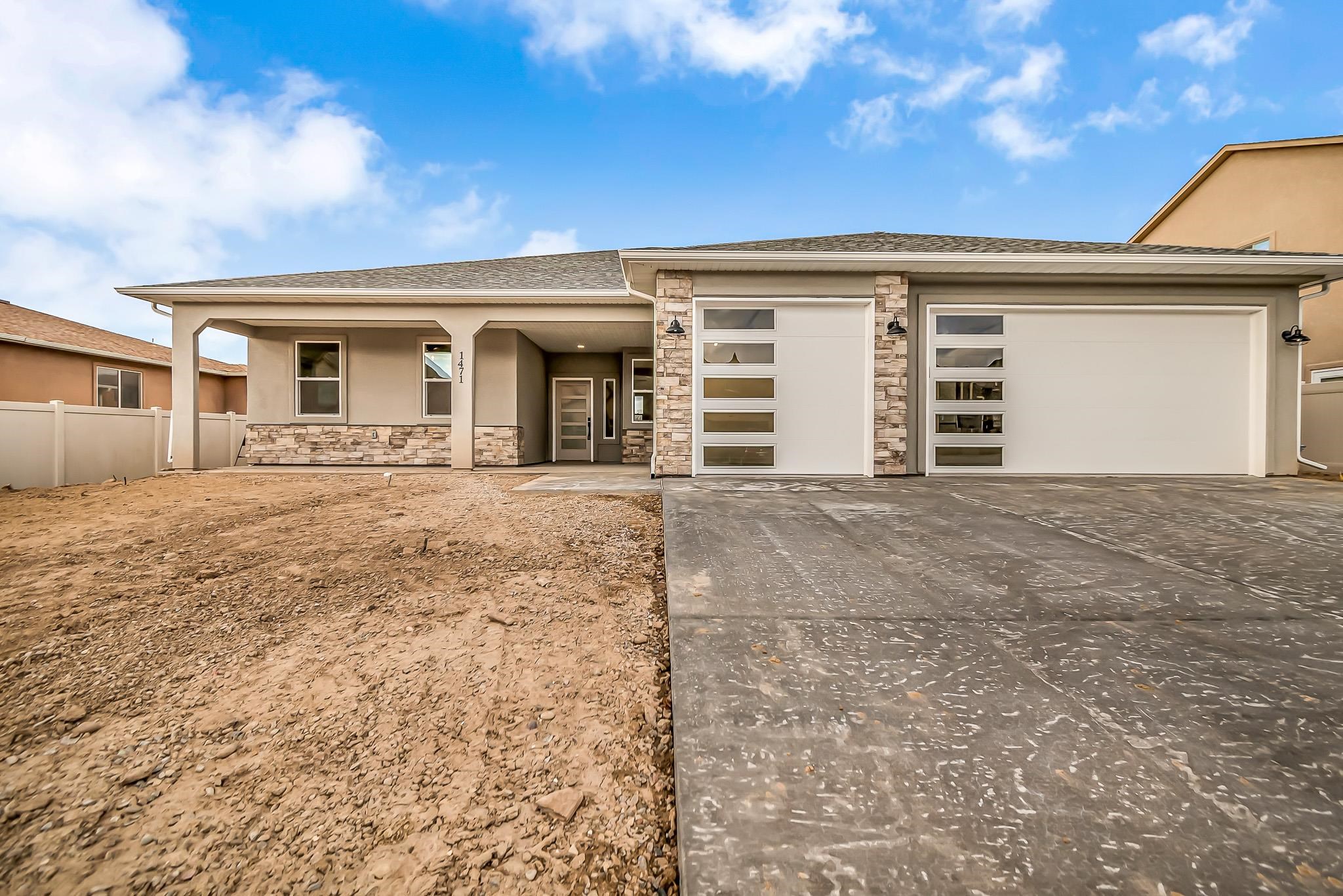 1471 Catalina Avenue Property Photo 1