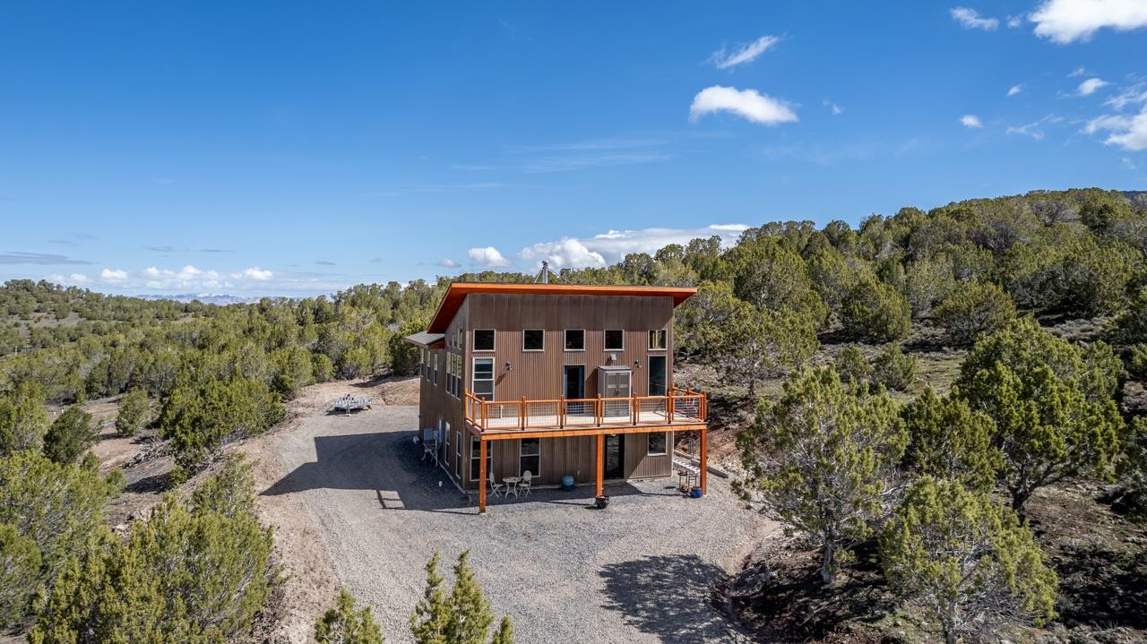 49566 N Coon Creek Road Property Photo 1
