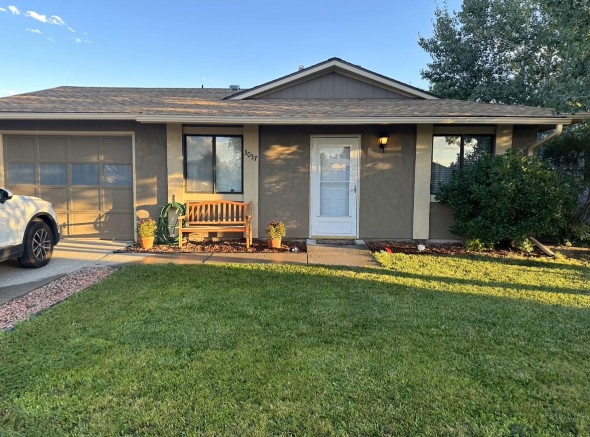 3037 Colorado Avenue Property Photo 1