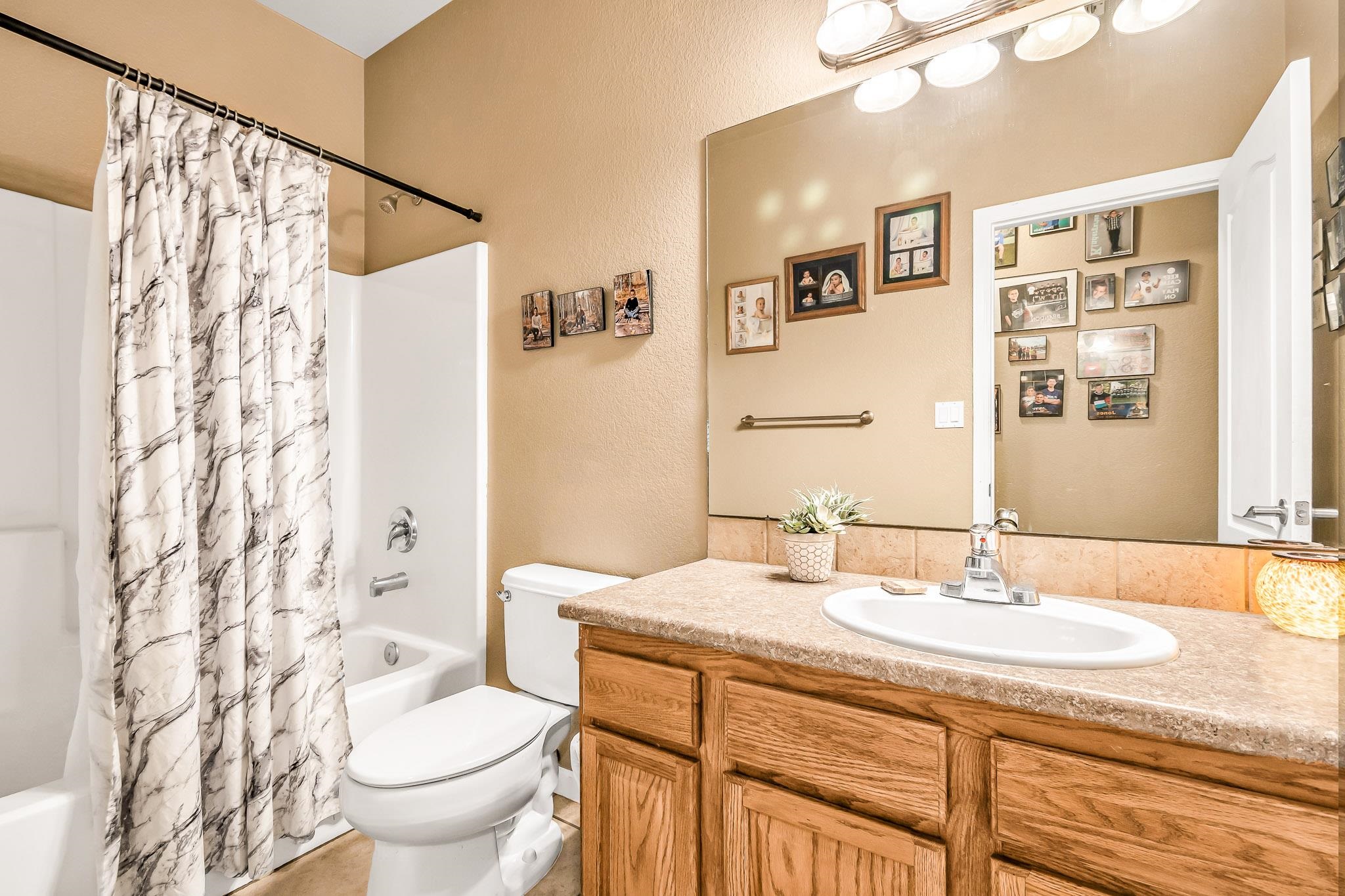 2989 Westland Avenue Property Photo 20
