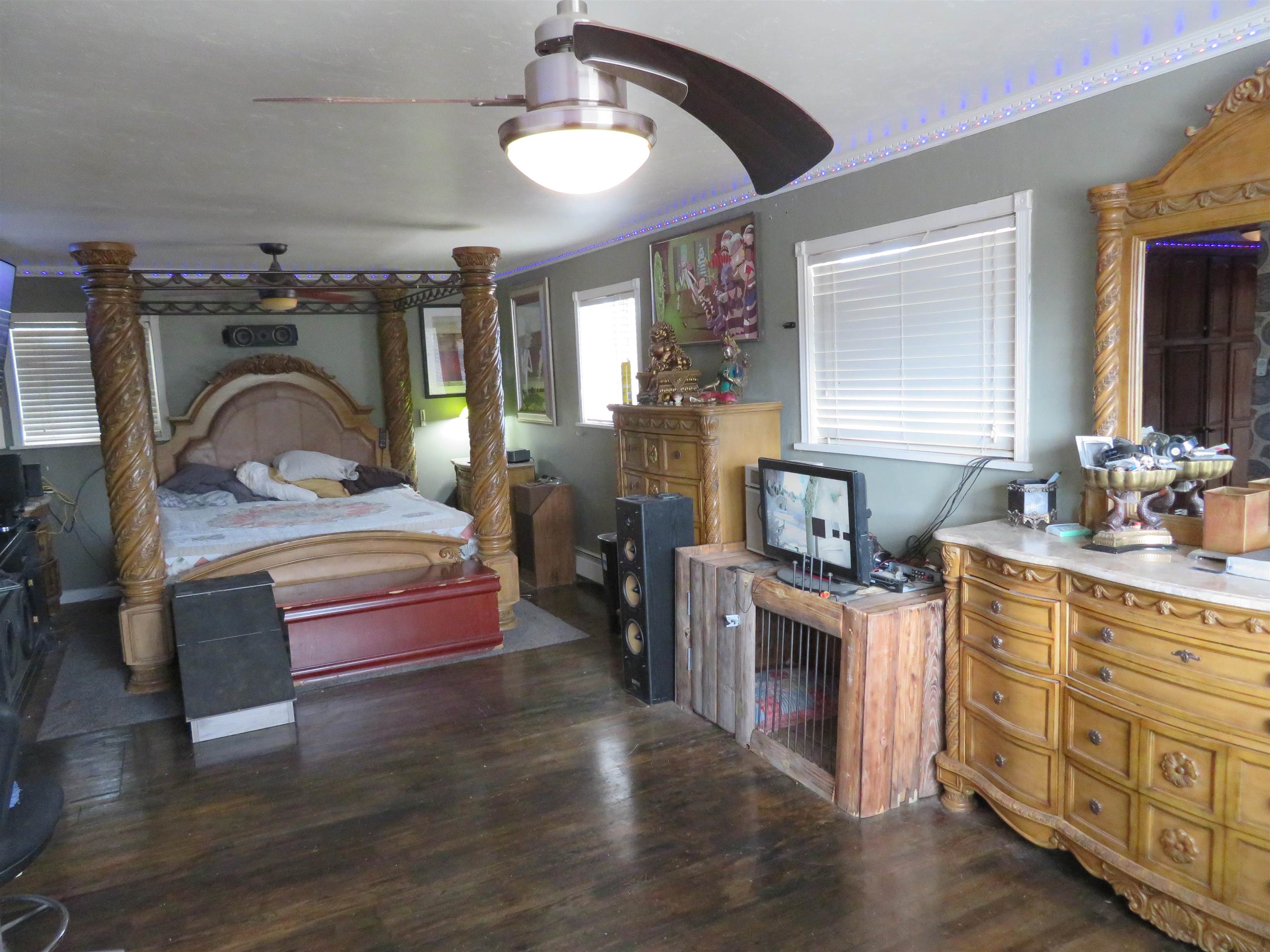 2125 Broadway Property Photo 11