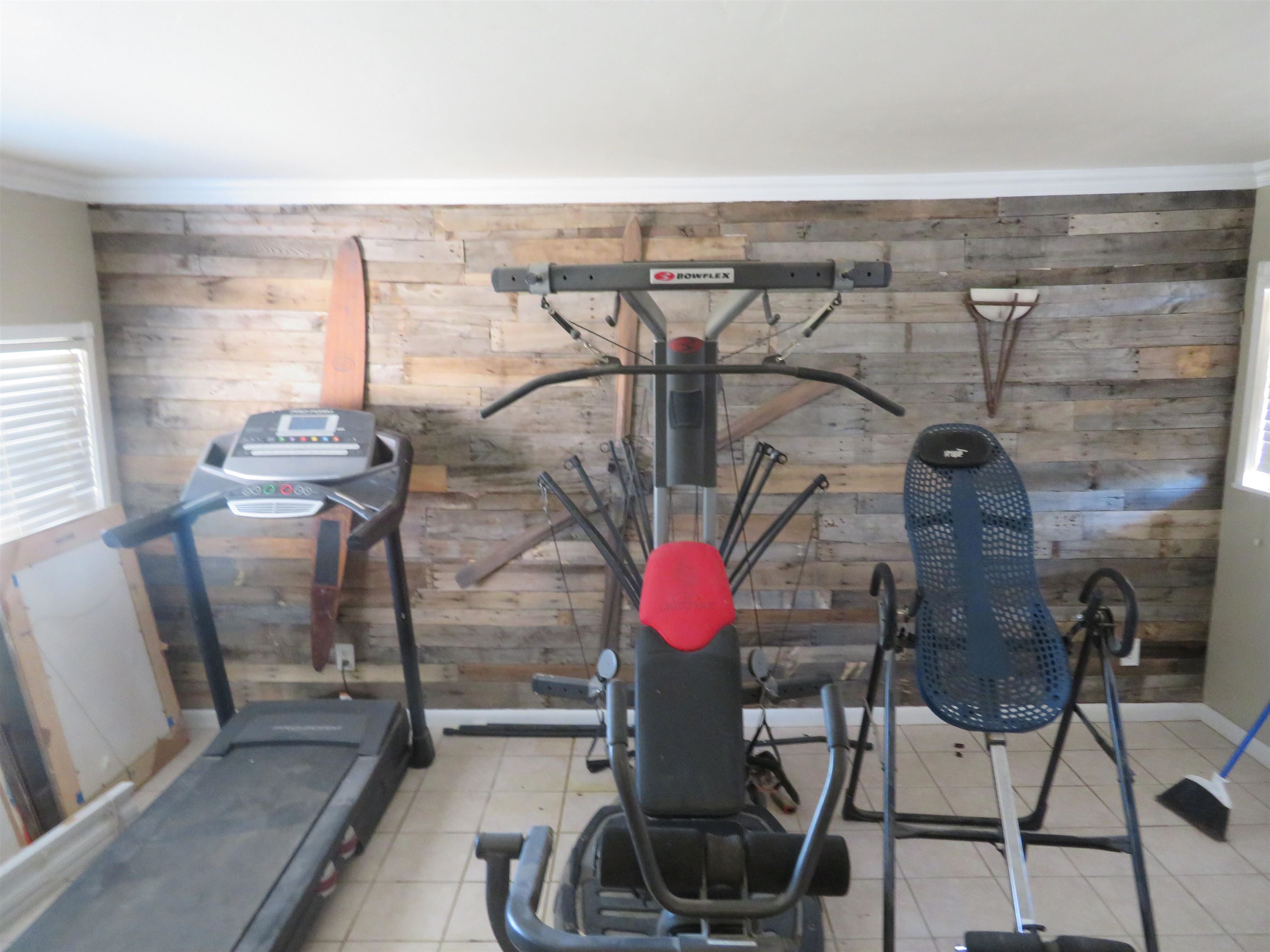 2125 Broadway Property Photo 15