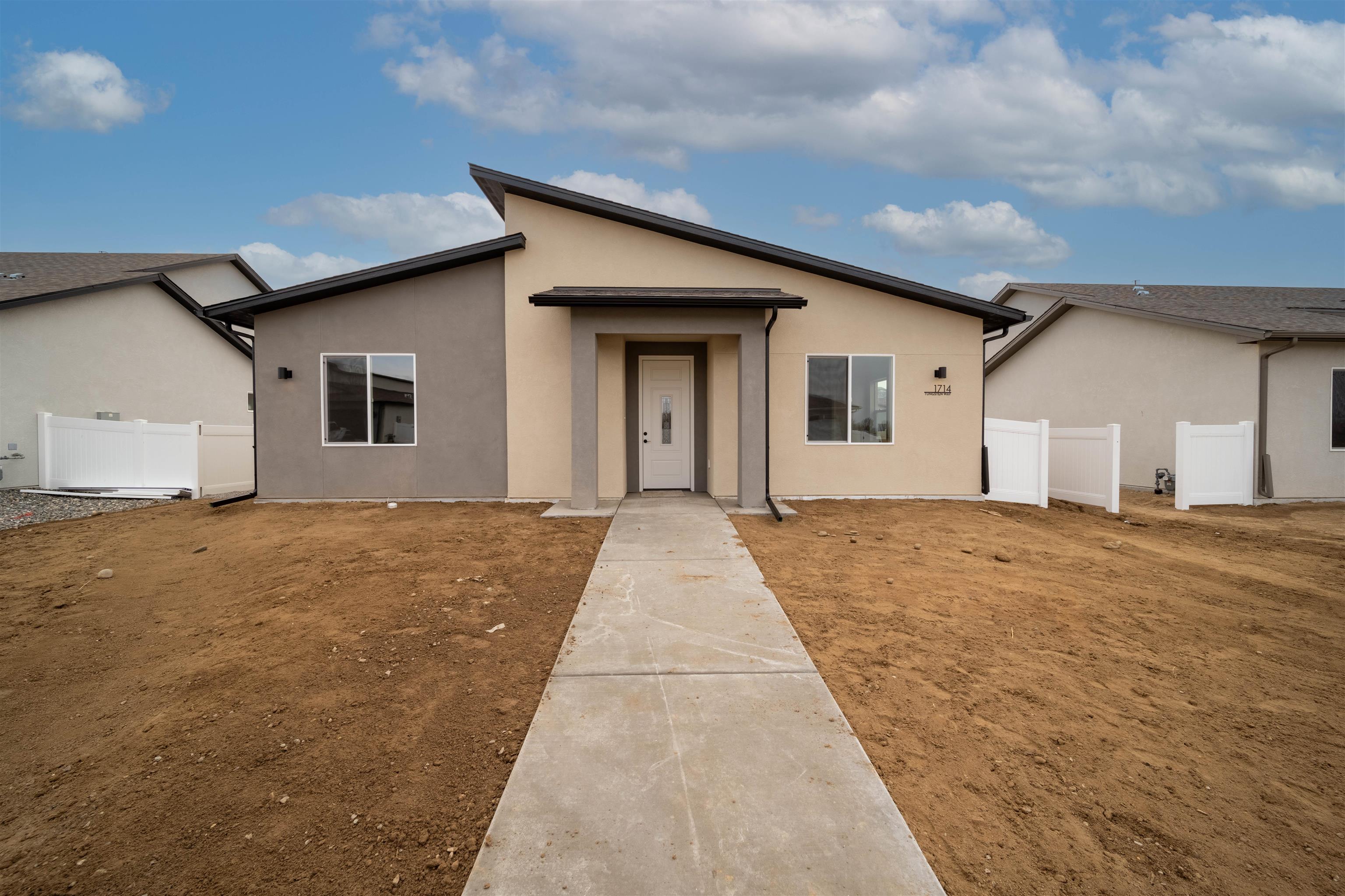 1714 Tungsten Way Property Photo 1