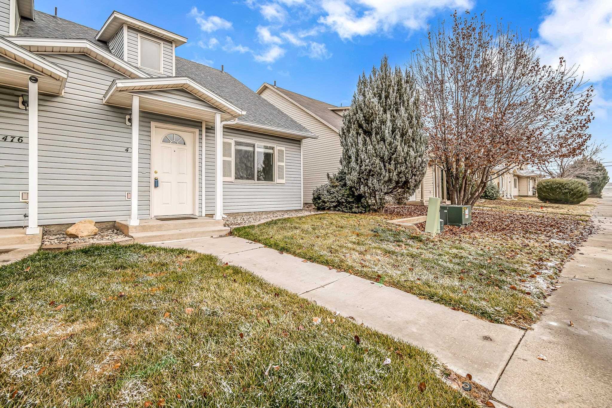 478 Cedar Glen Way Property Photo 2