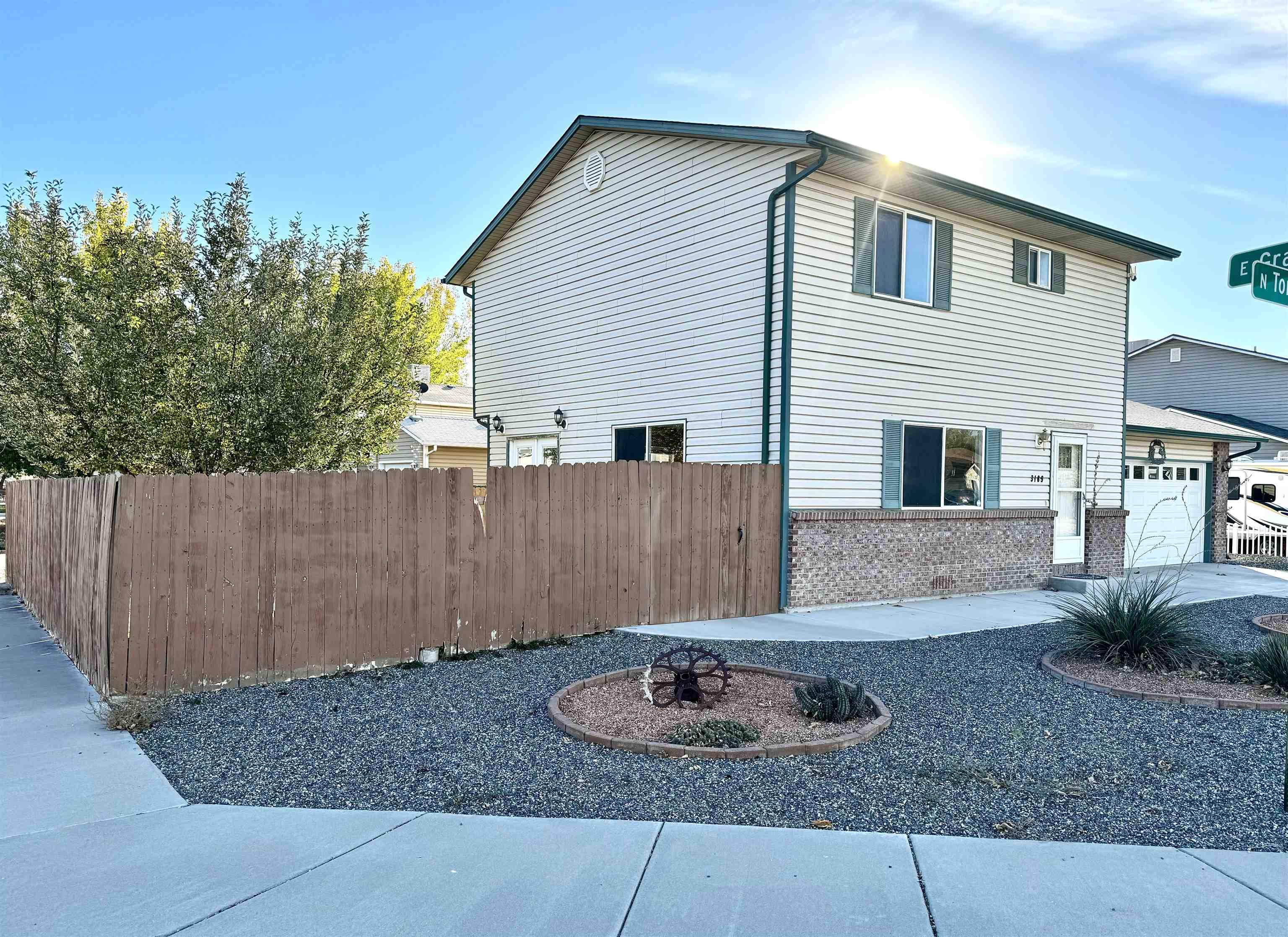 3189 N Torreys Peak Property Photo 1