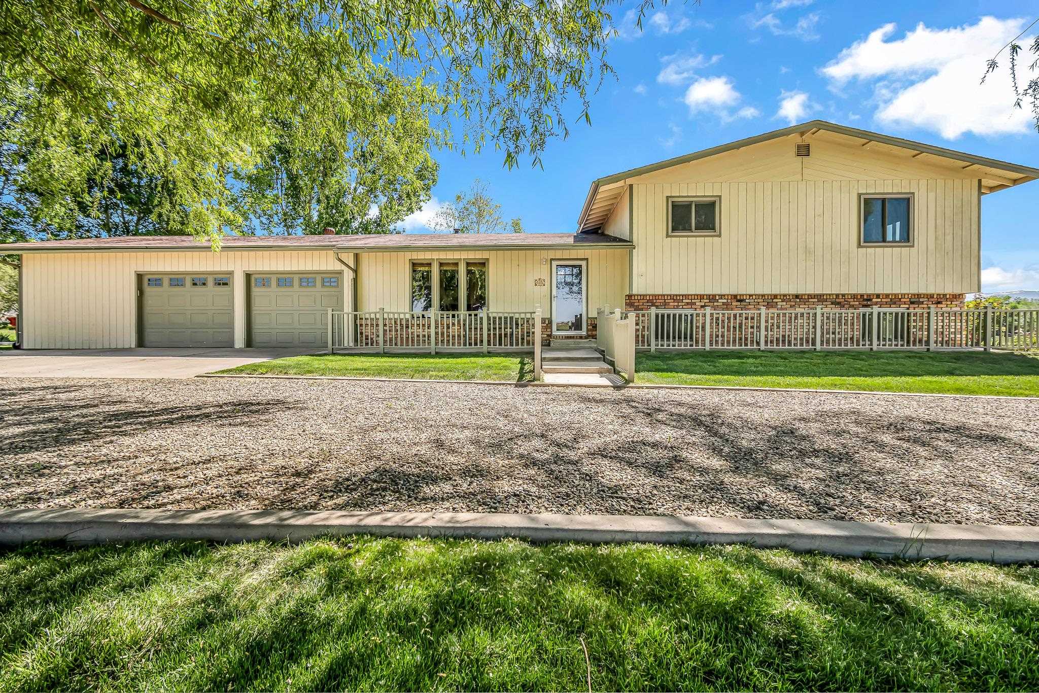 618 34 1/2 Road Property Photo 1