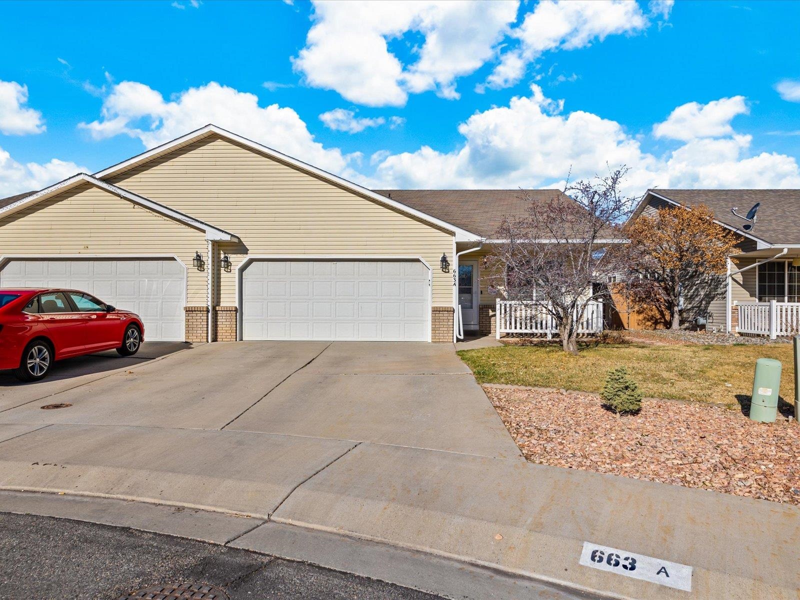 663 Laredo Court Property Photo 1