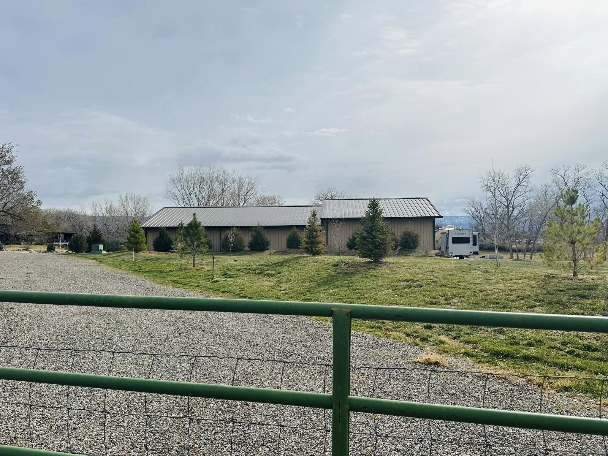 846 25 Road Property Photo 1