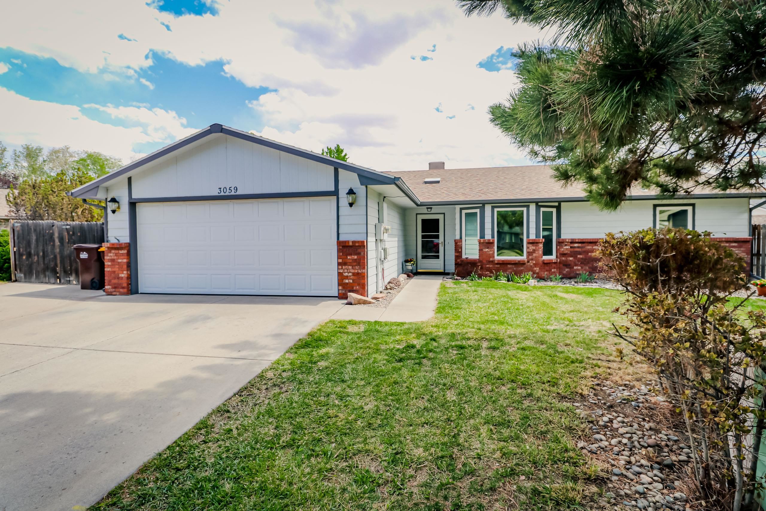 3059 Avalon Drive Property Photo 1