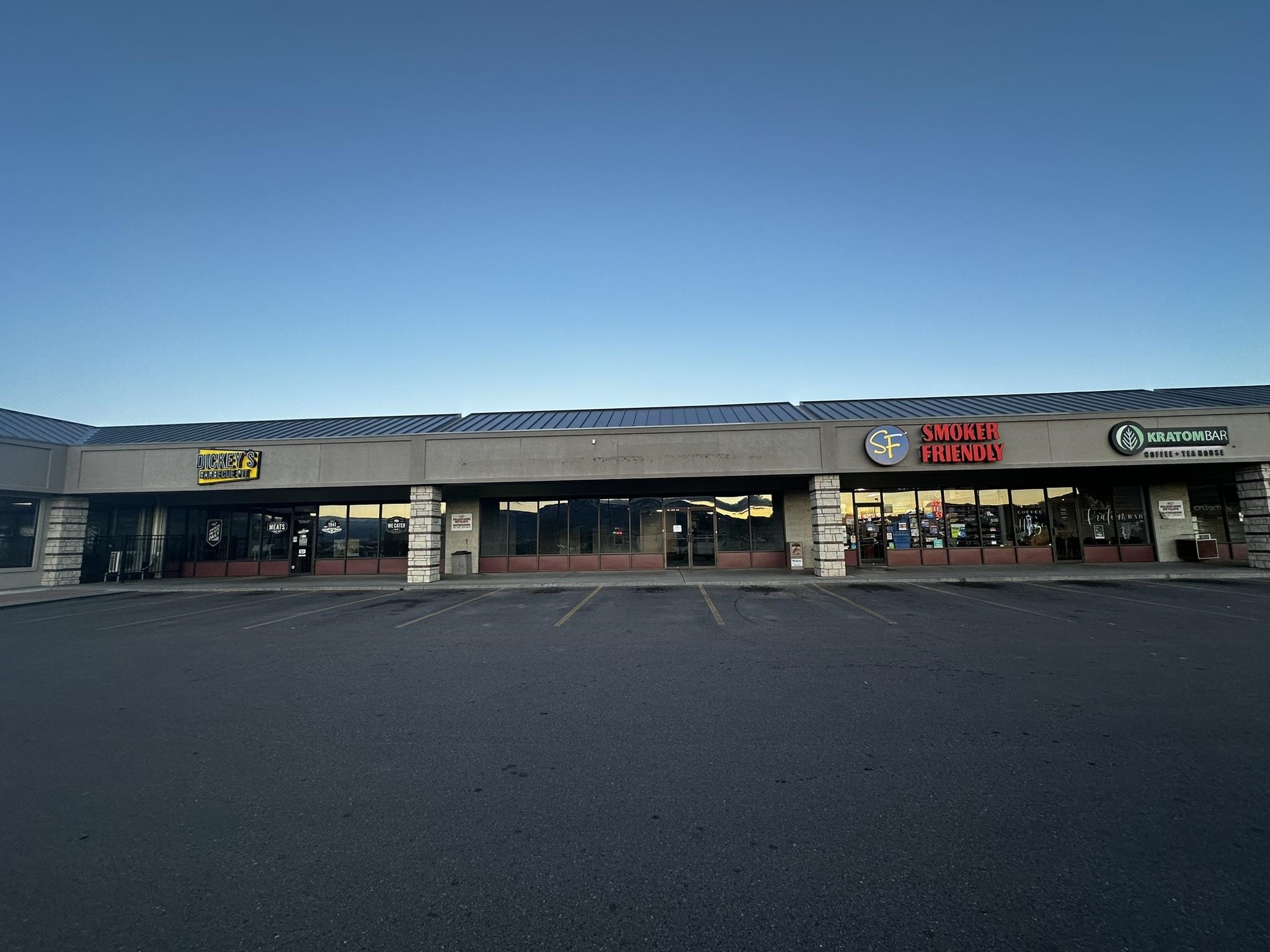 569 32 Road Property Photo 2