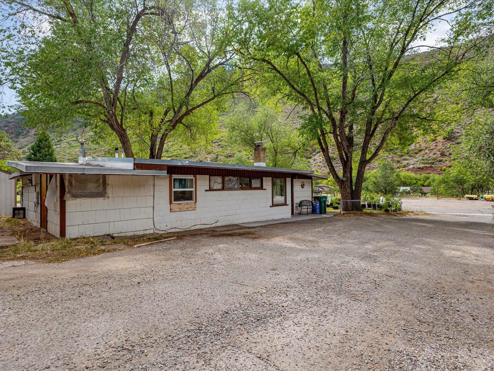3110 S Grand Avenue Property Photo 12