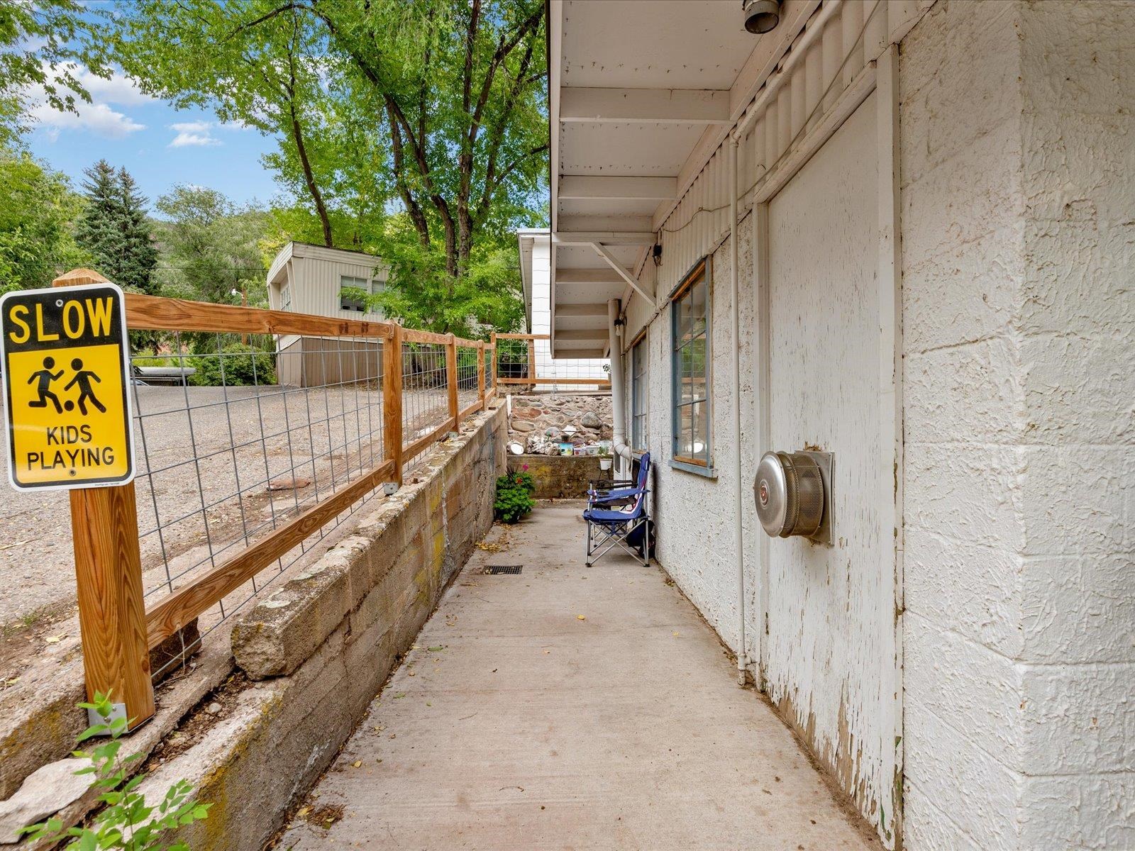 3110 S Grand Avenue Property Photo 23