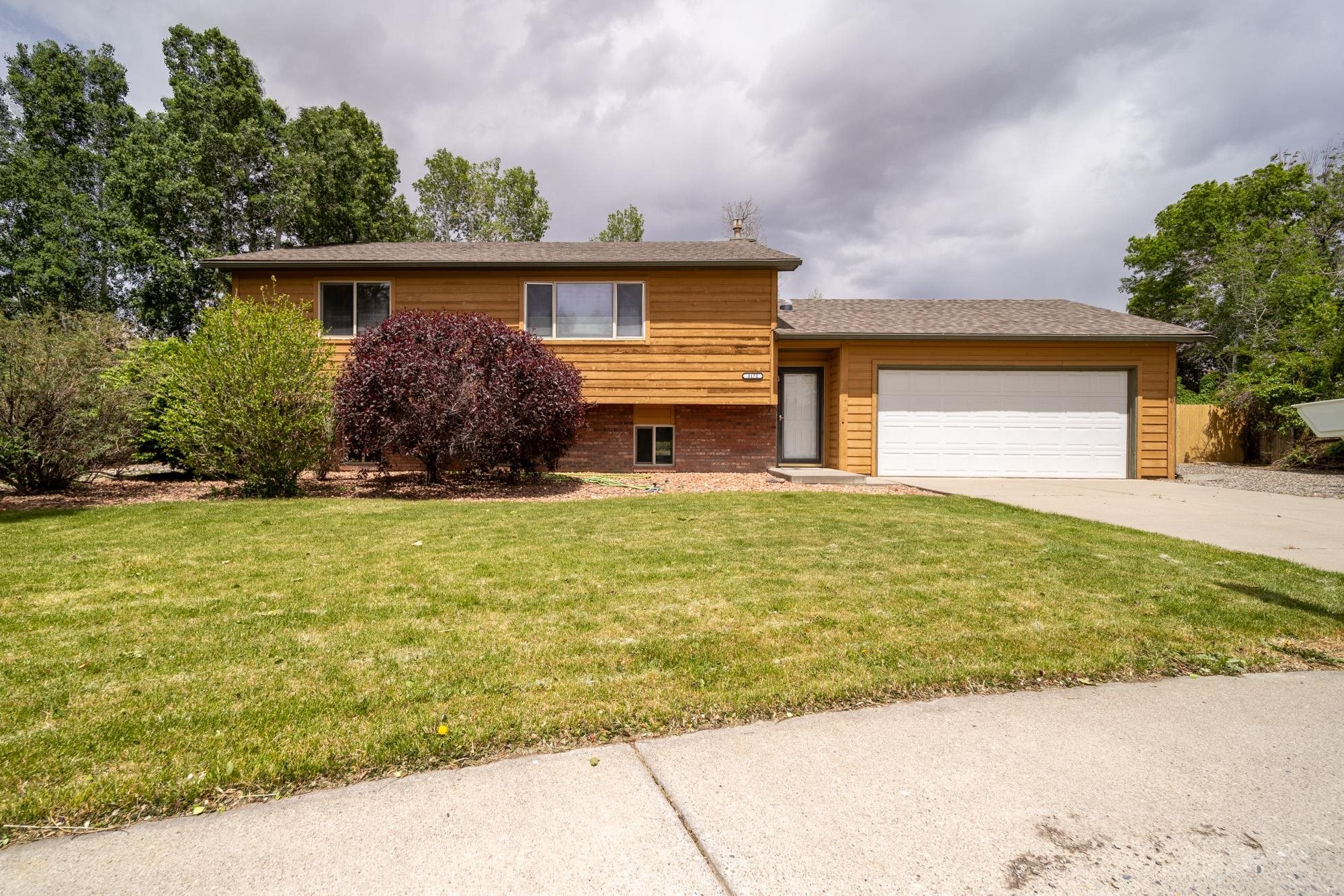 3172 Stanford Court Property Photo